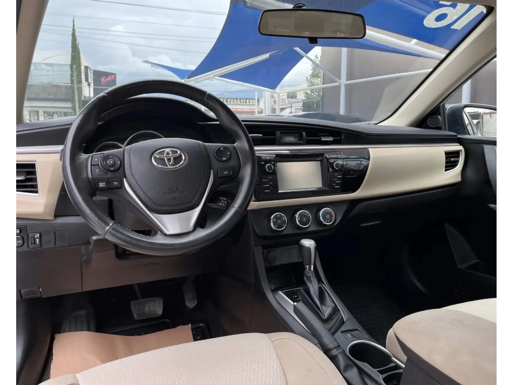 TOYOTA COROLLA 1.8 LE AT 2016 7