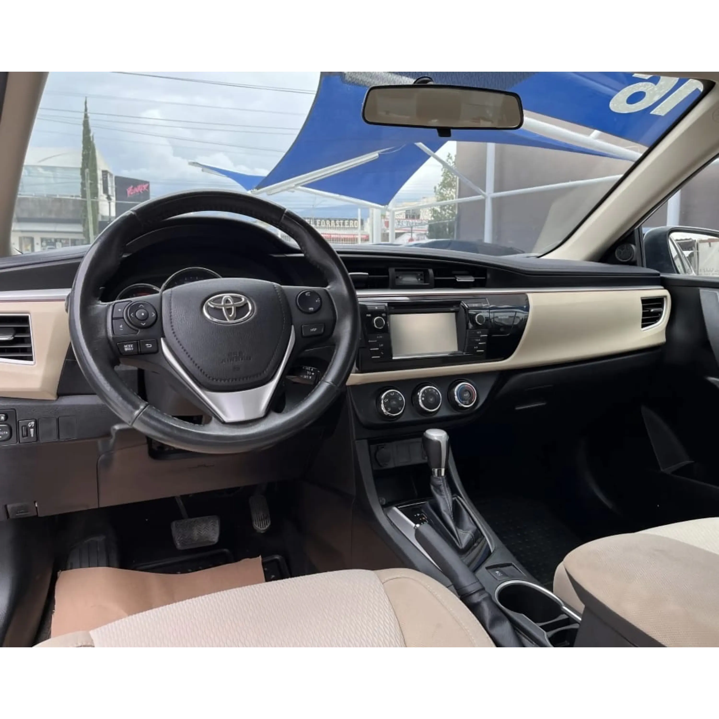 TOYOTA COROLLA 1.8 LE AT 2016 7