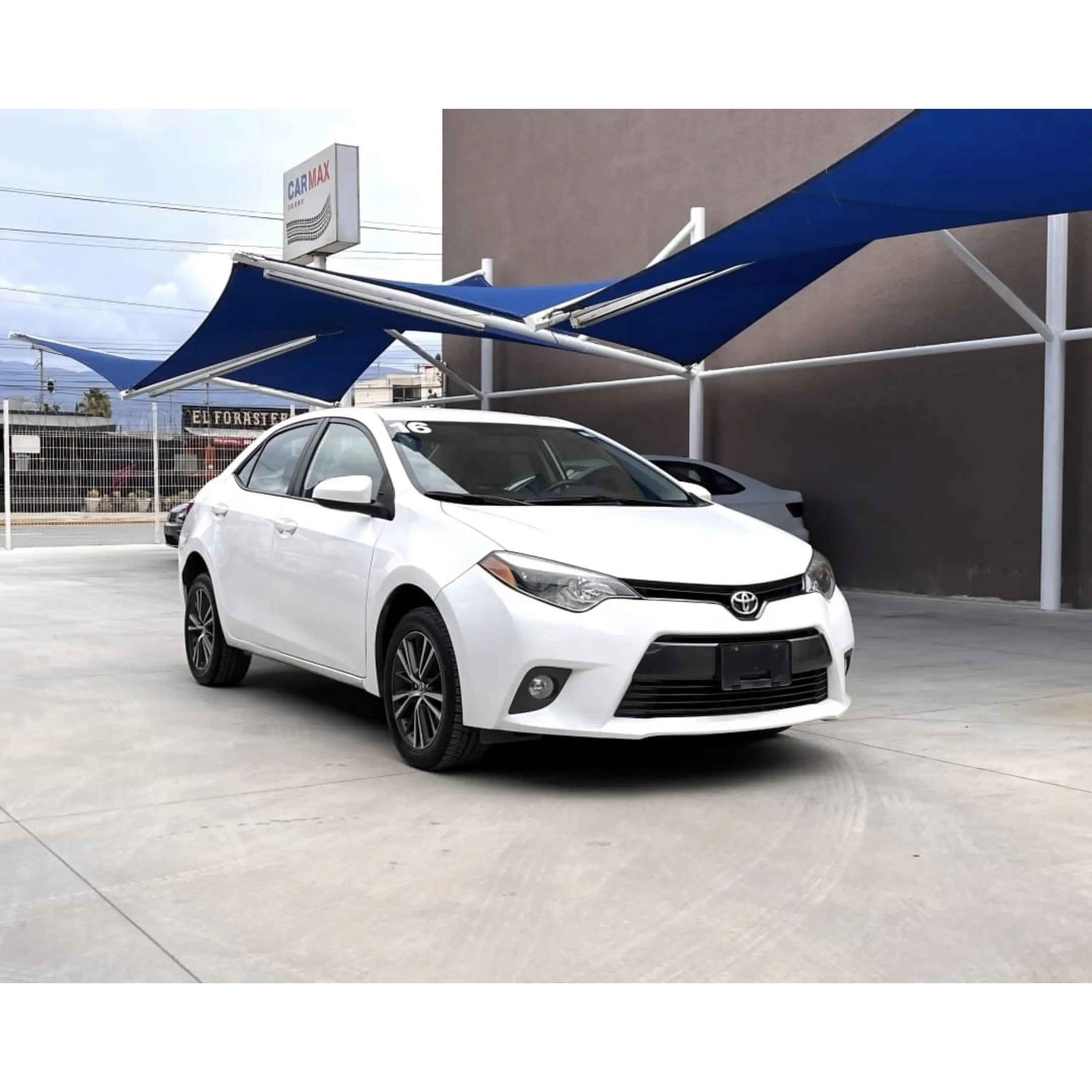 TOYOTA COROLLA 1.8 LE AT 2016 3