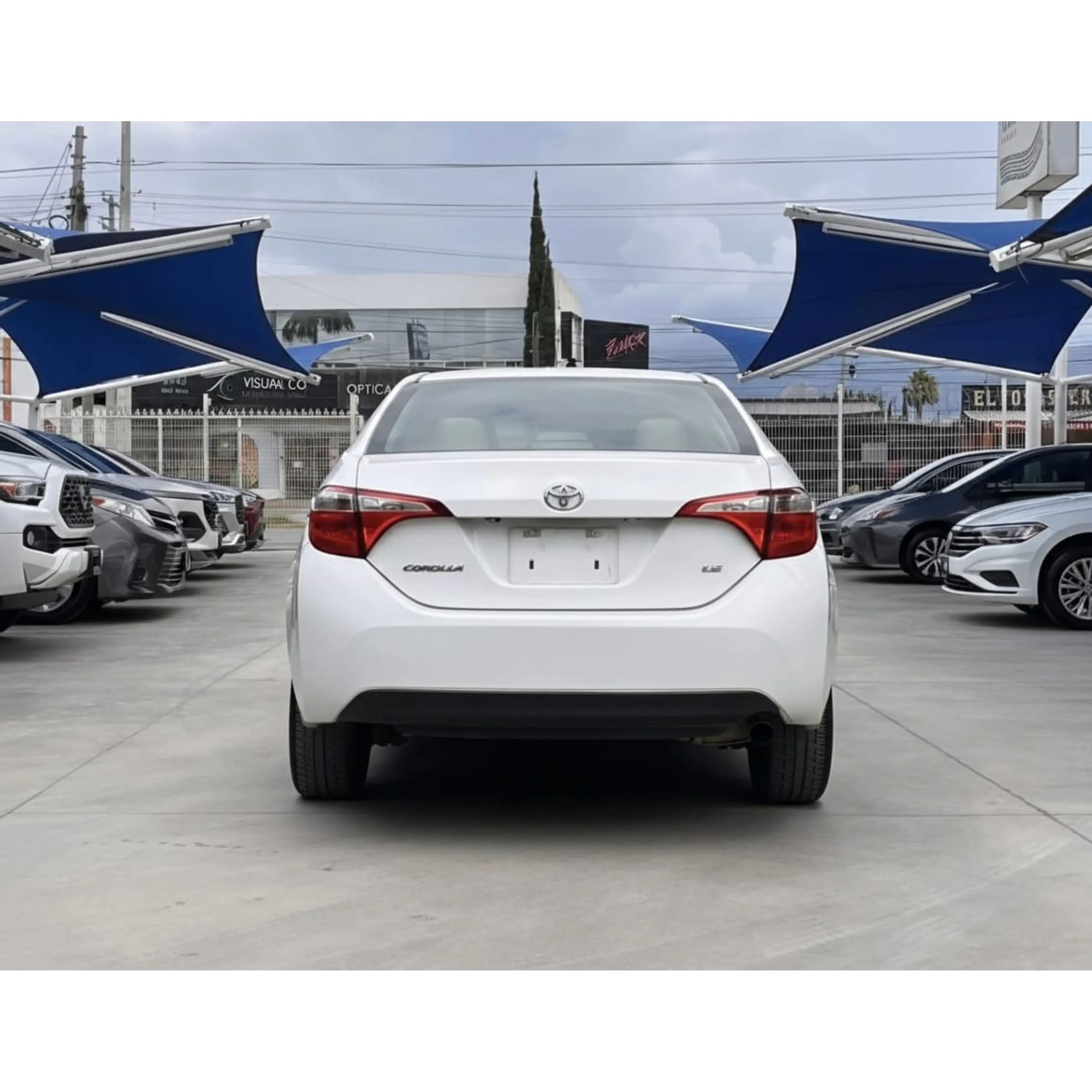 TOYOTA COROLLA 1.8 LE AT 2016 5