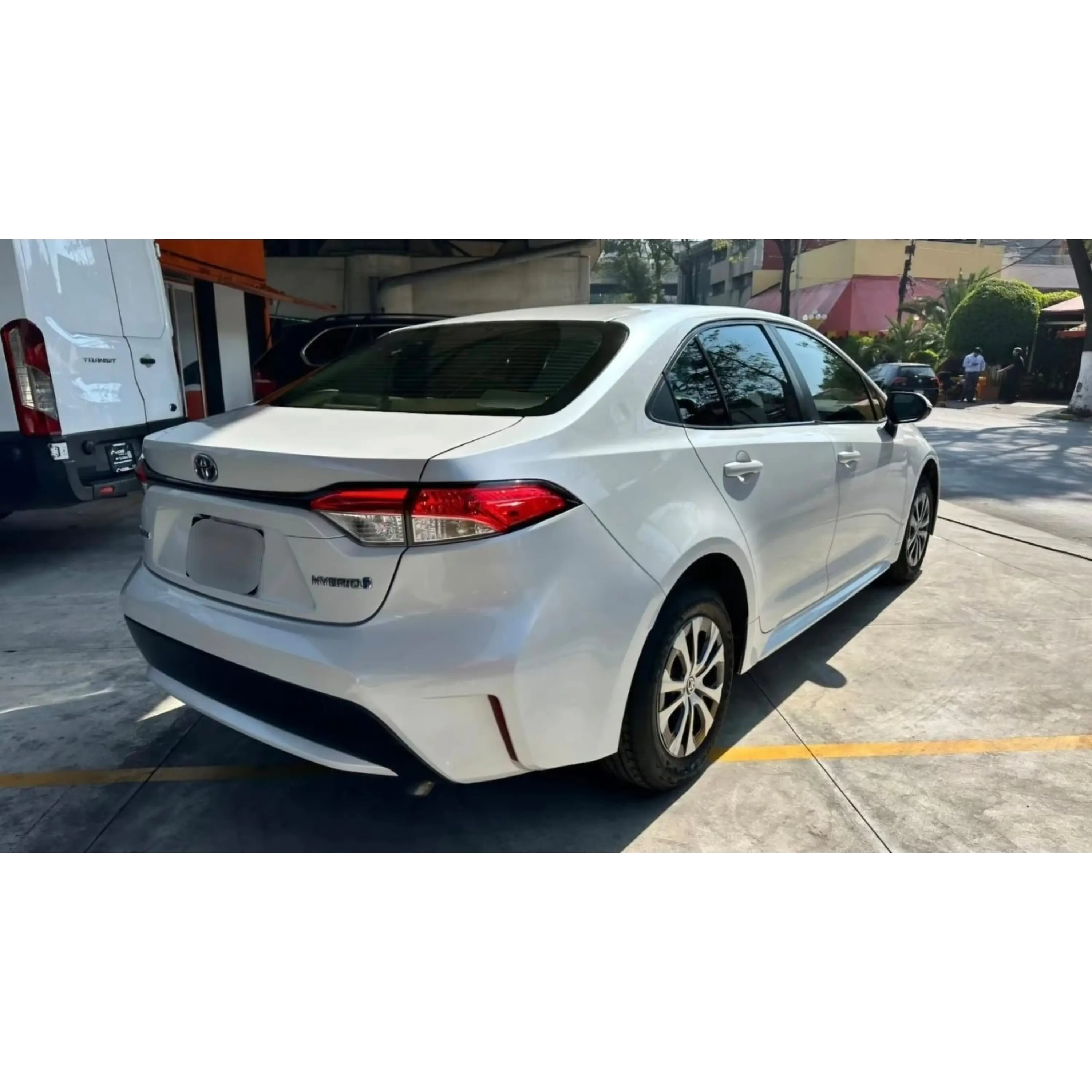 TOYOTA COROLLA 1.8 HYBRID AT 2022 5