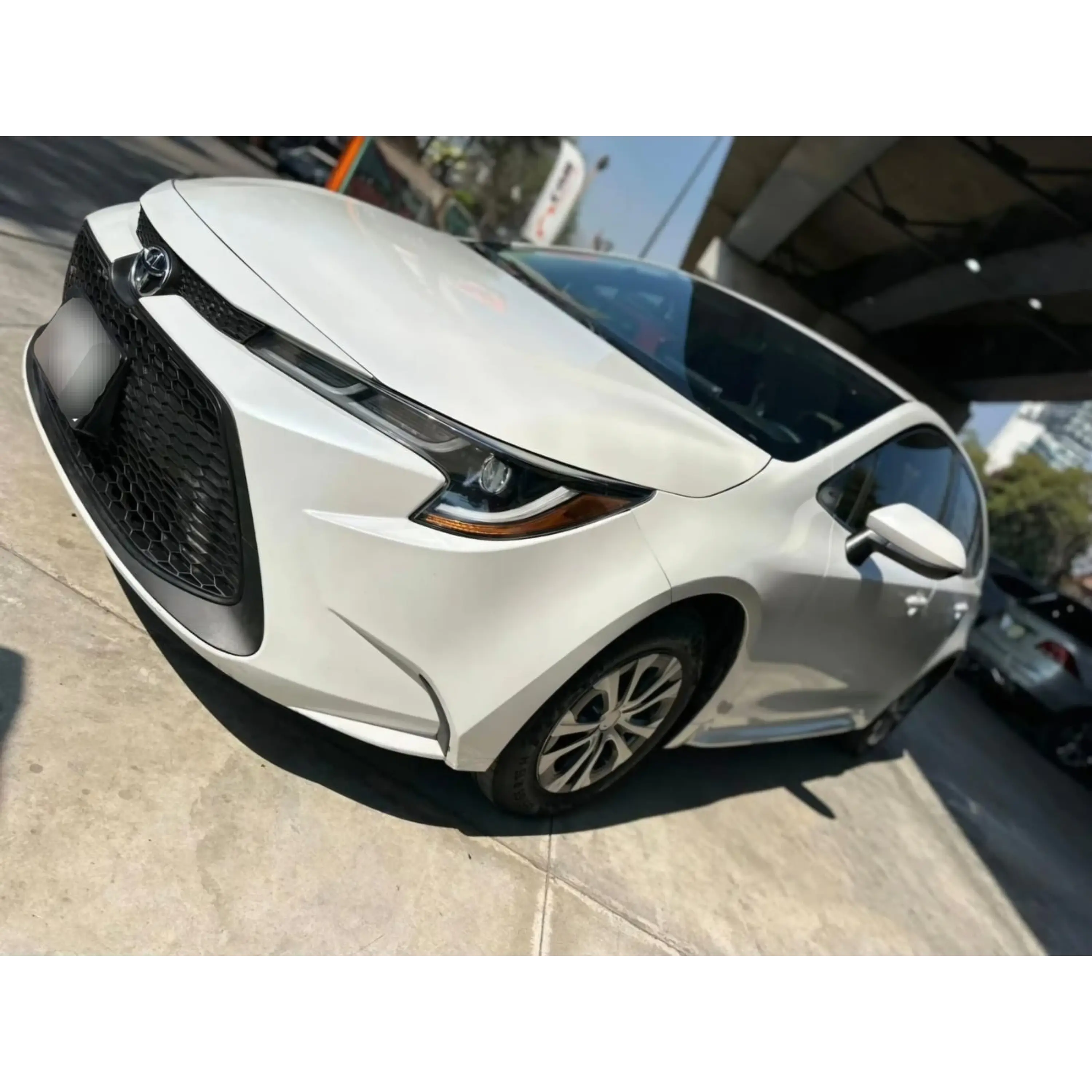 TOYOTA COROLLA 1.8 HYBRID AT 2022 9