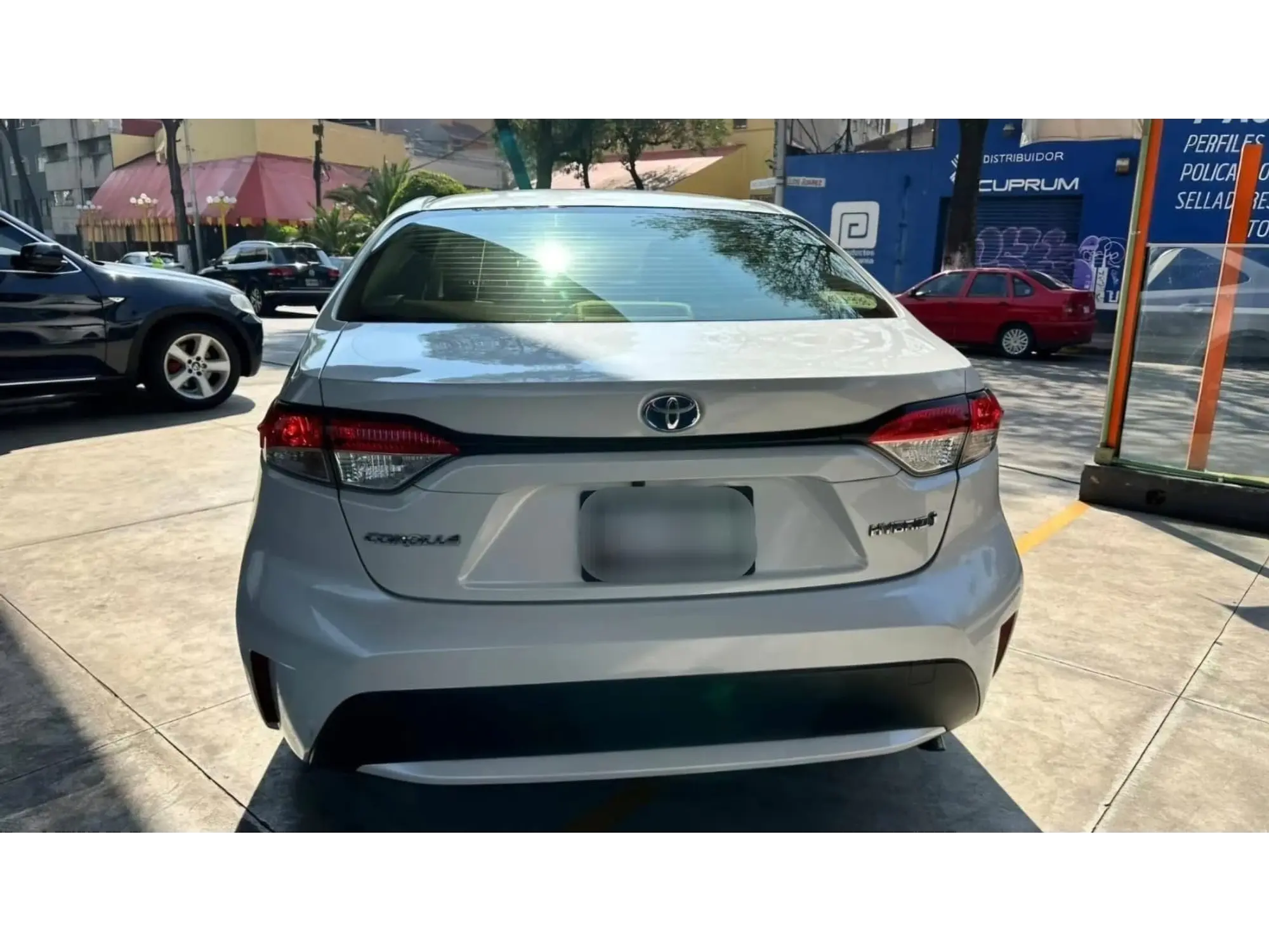 TOYOTA COROLLA 1.8 HYBRID AT 2022 6