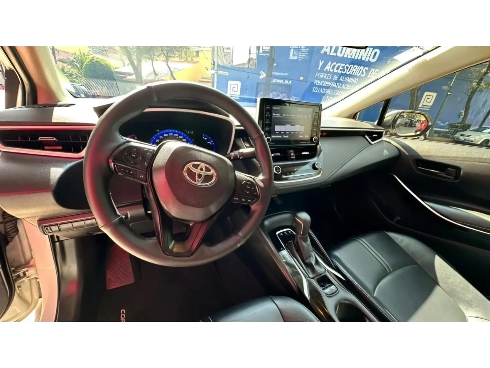 TOYOTA COROLLA 1.8 HYBRID AT 2022 10