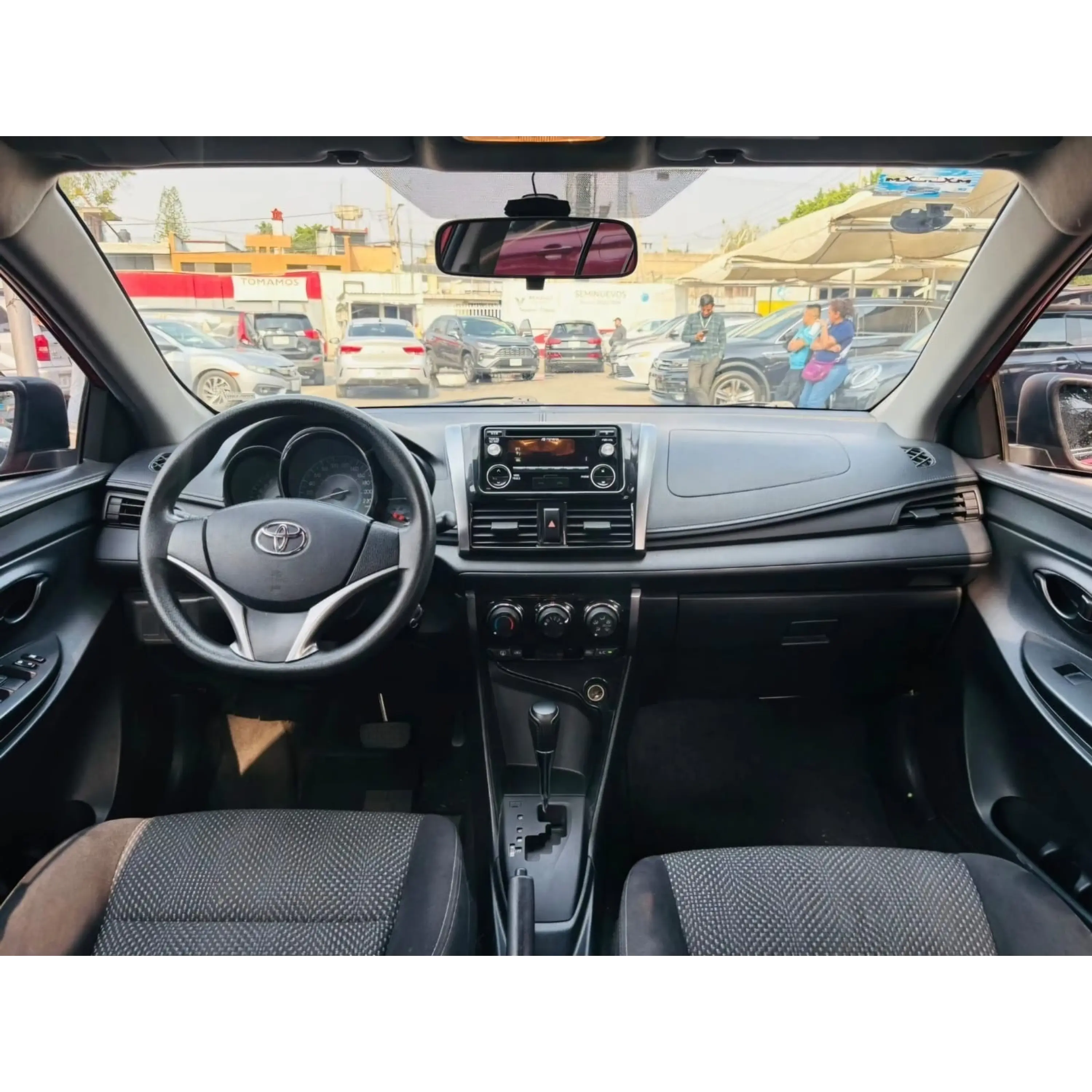TOYOTA YARIS 1.5 CORE AT 2017 9