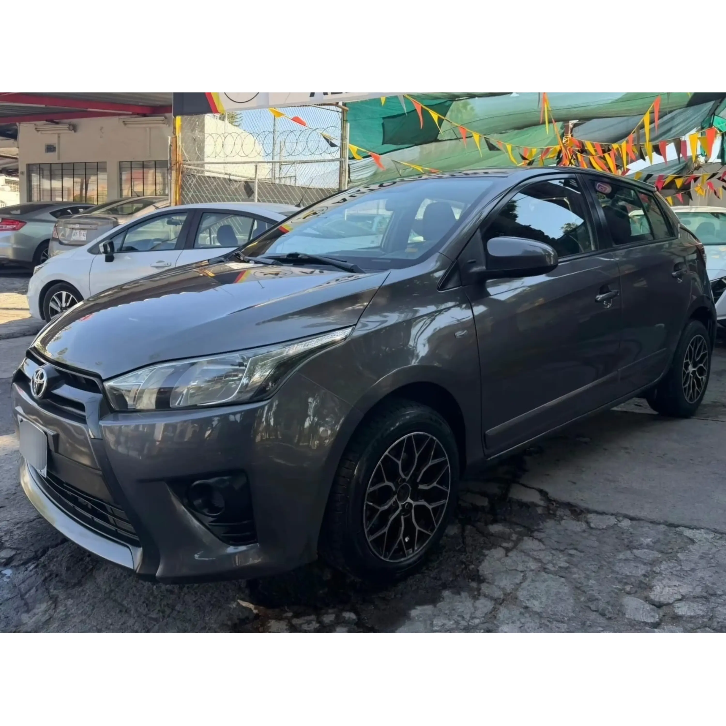 TOYOTA YARIS 1.5 S MT 2017 3