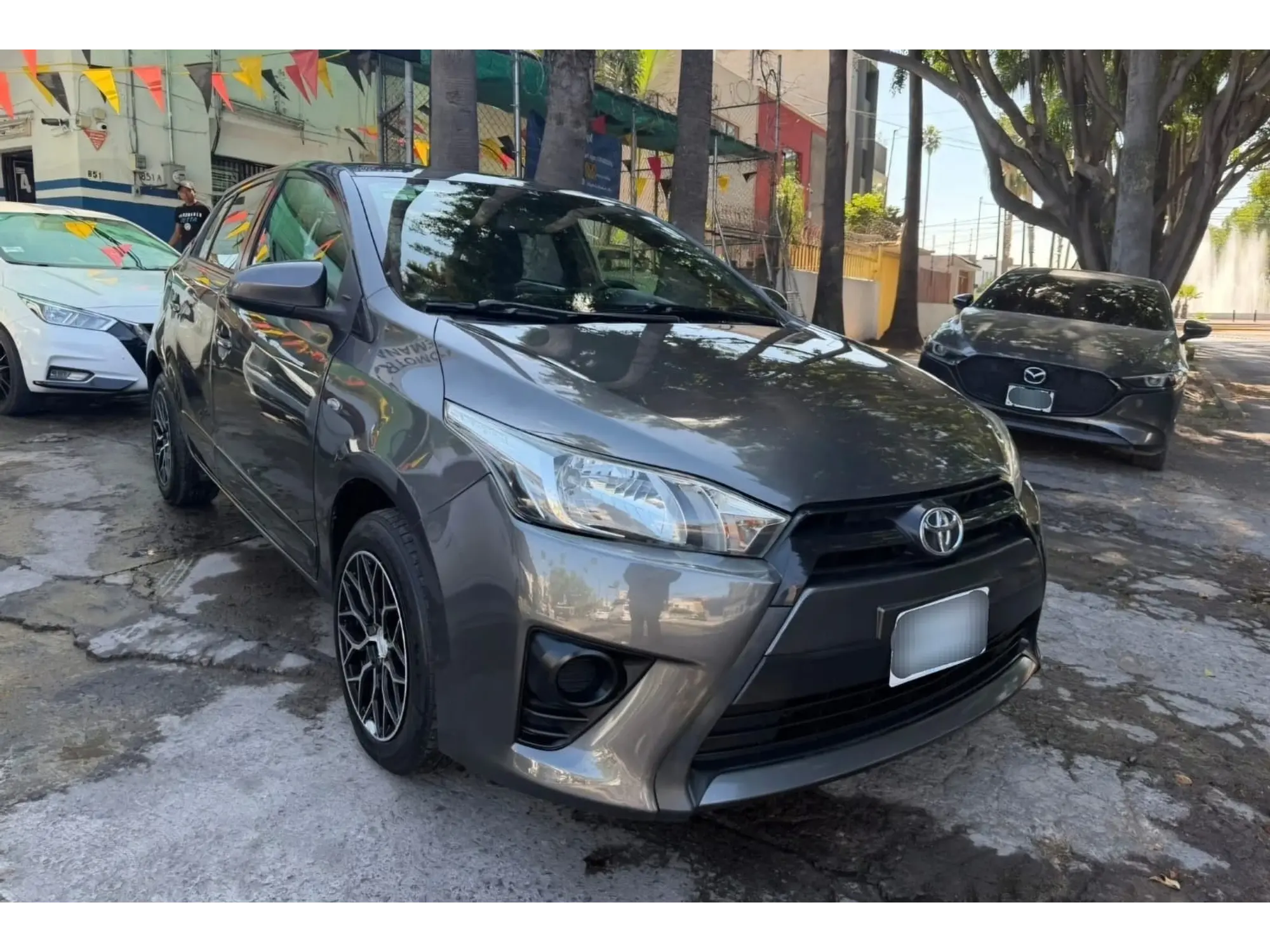 TOYOTA YARIS 1.5 S MT 2017 1