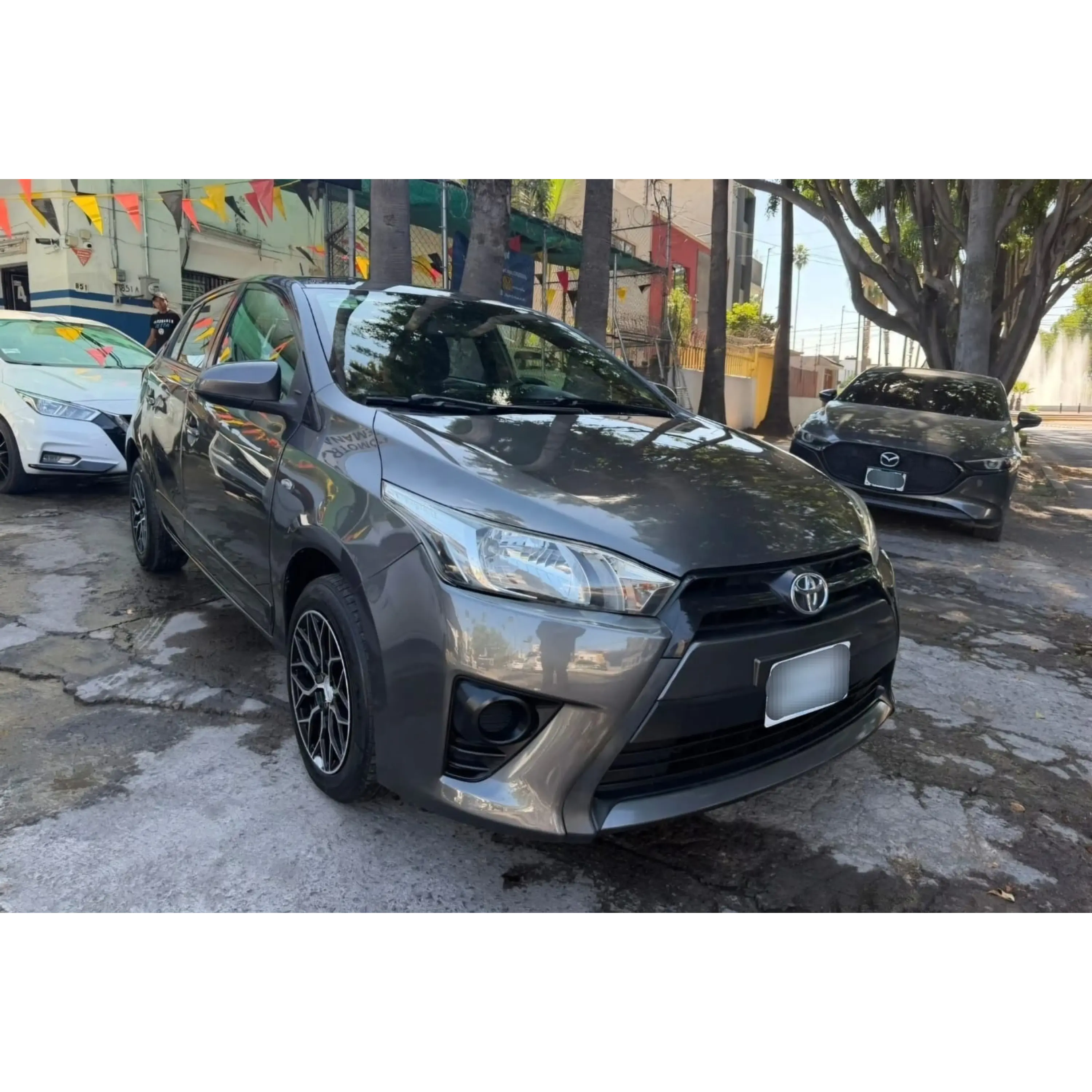 TOYOTA YARIS 1.5 S MT 2017 1