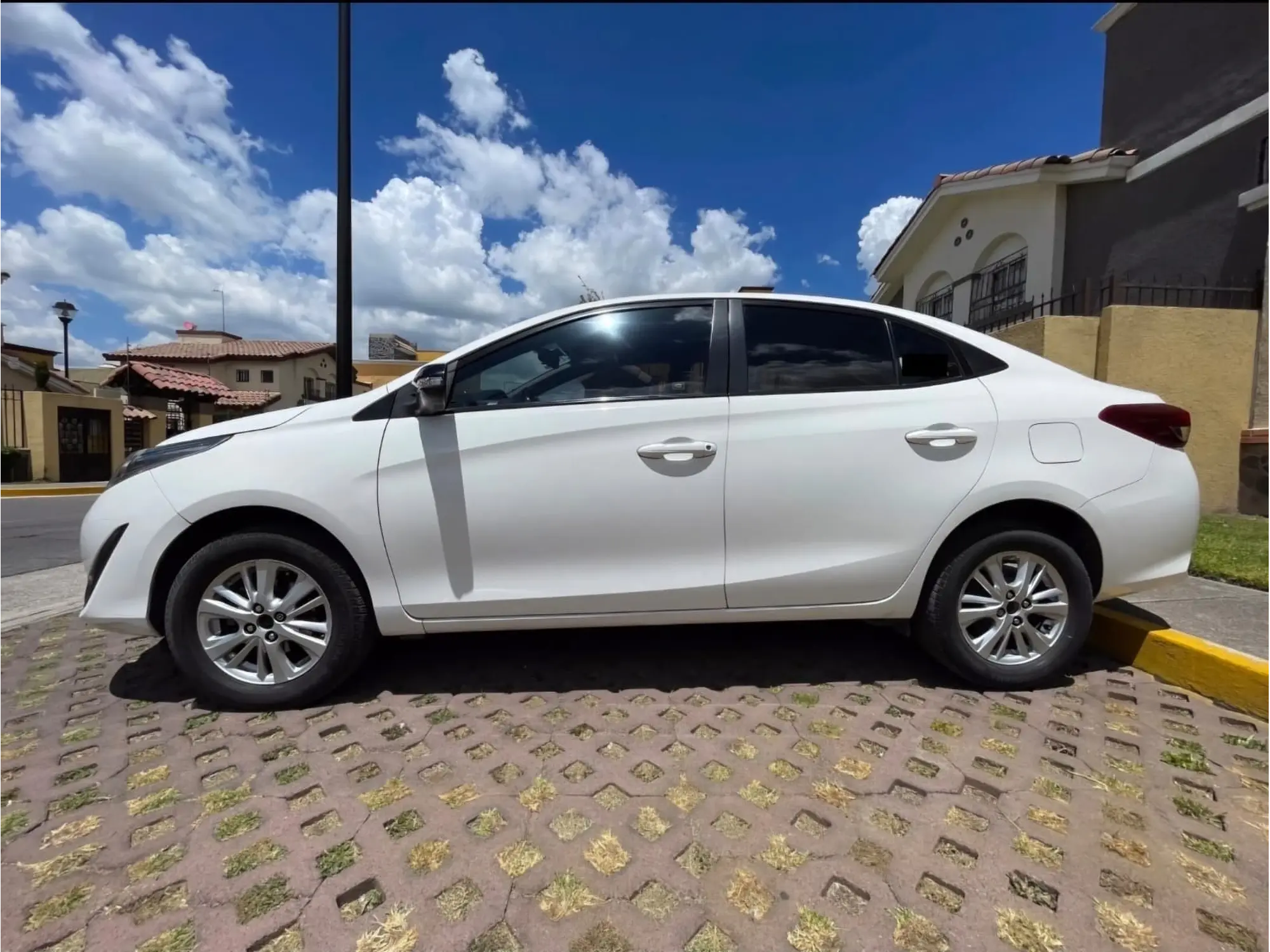 TOYOTA YARIS 1.5 S AT 2018 2