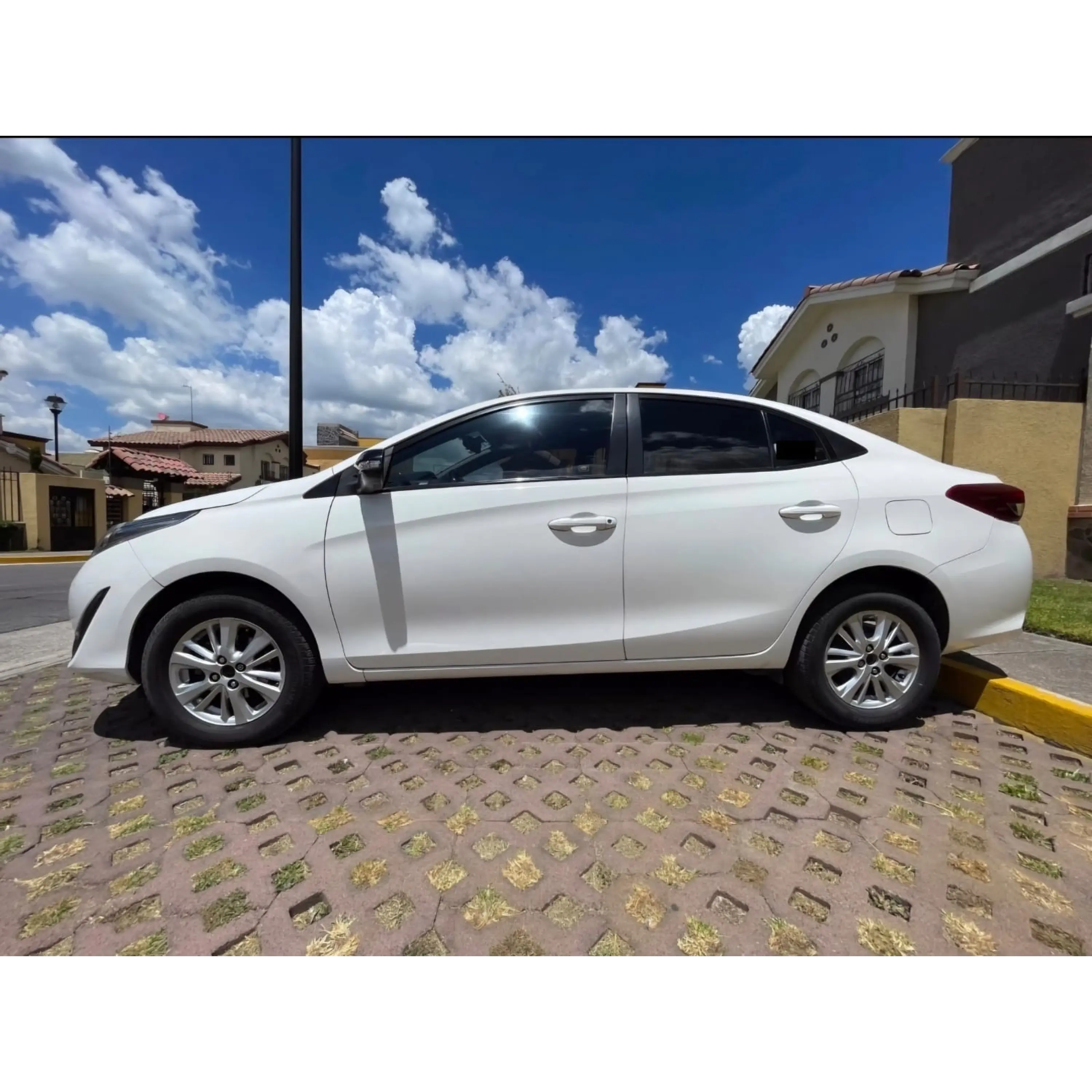 TOYOTA YARIS 1.5 S AT 2018 2