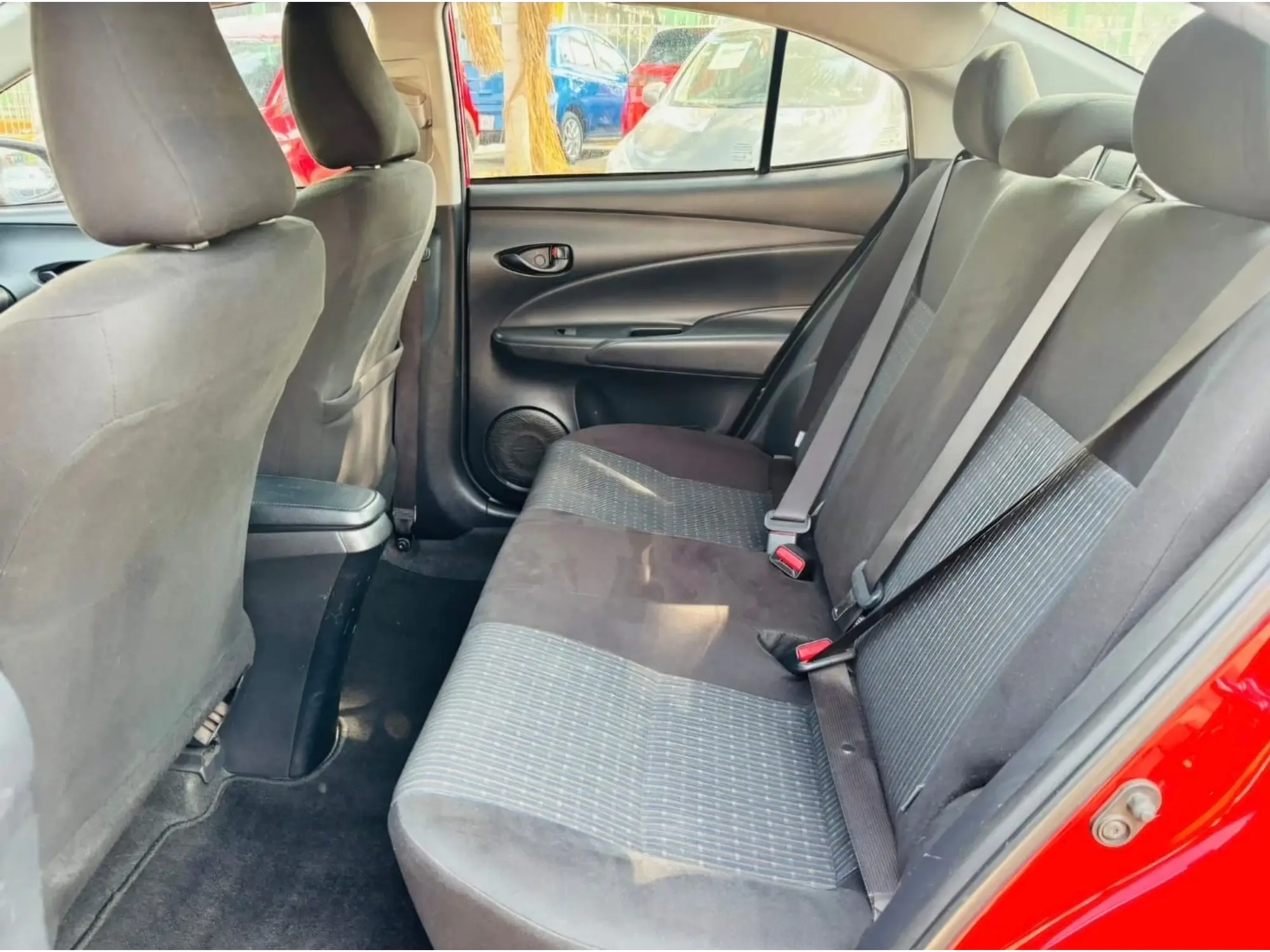 TOYOTA YARIS 1.5 CORE AT 2020 11