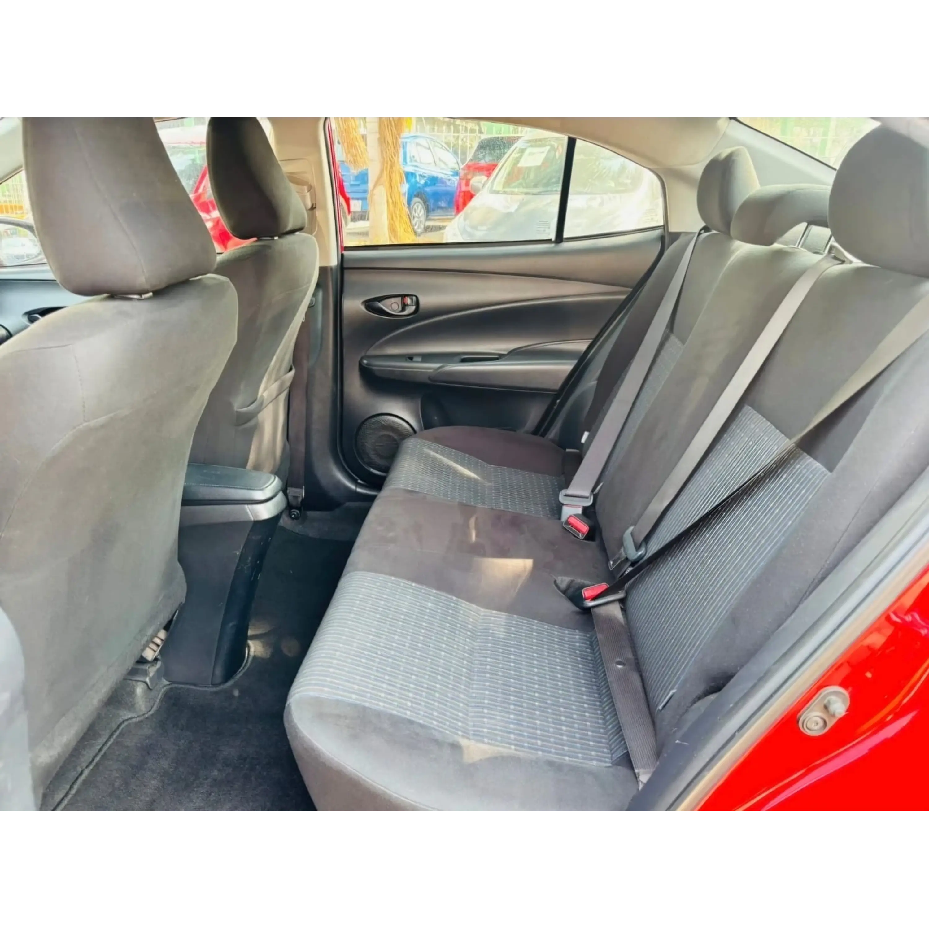 TOYOTA YARIS 1.5 CORE AT 2020 11