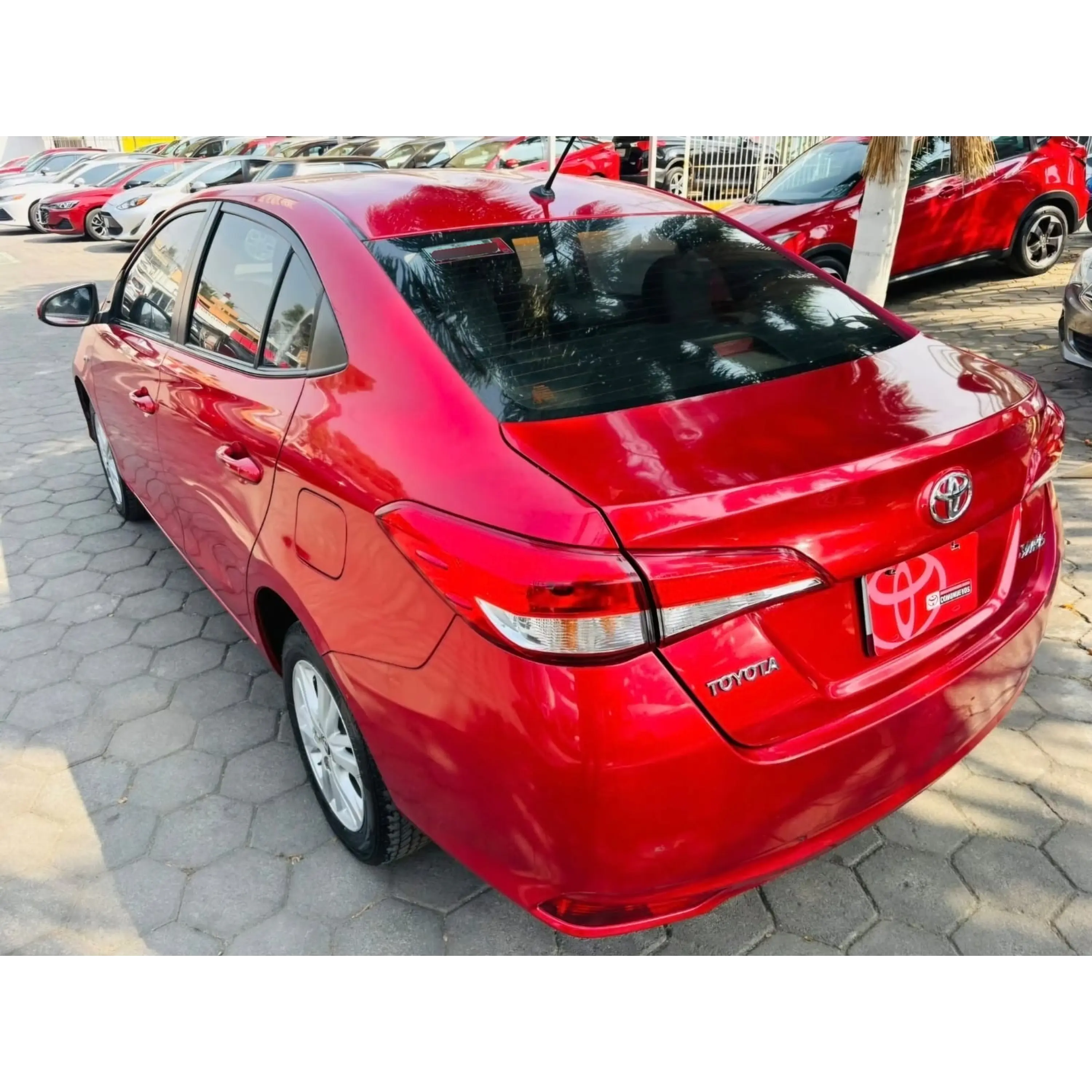 TOYOTA YARIS 1.5 CORE AT 2020 7