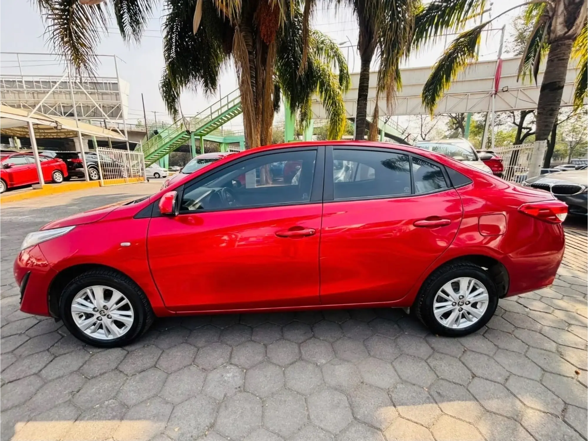 TOYOTA YARIS 1.5 CORE AT 2020 8