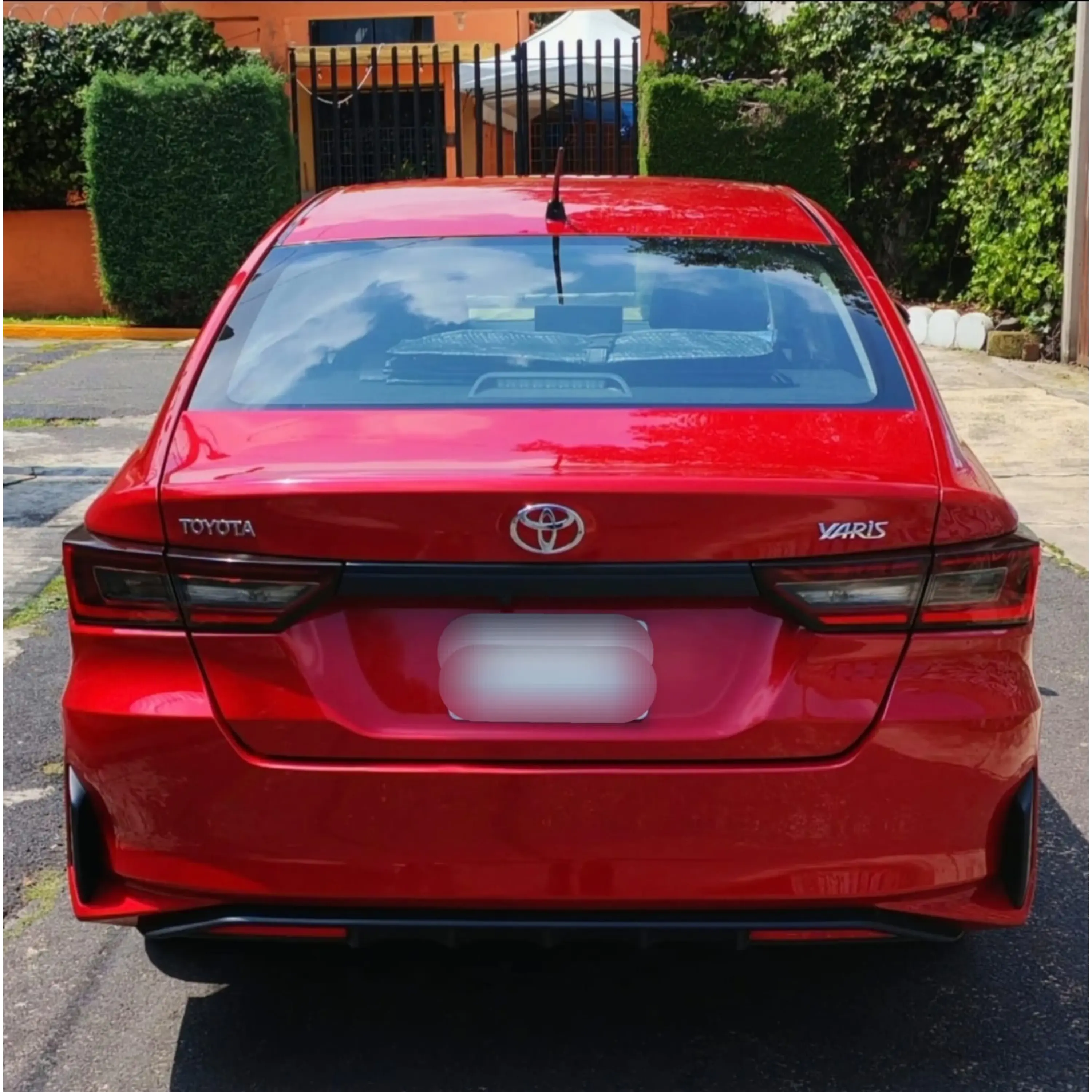 TOYOTA YARIS 1.5 MT 2023 4