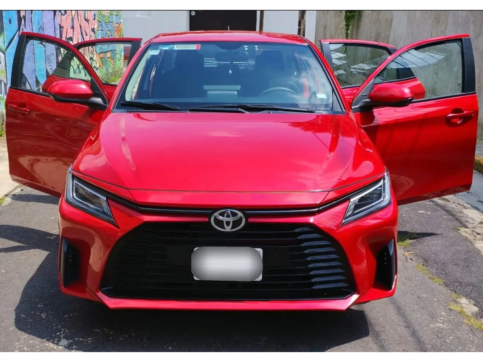 TOYOTA YARIS 1.5 MT 2023 1