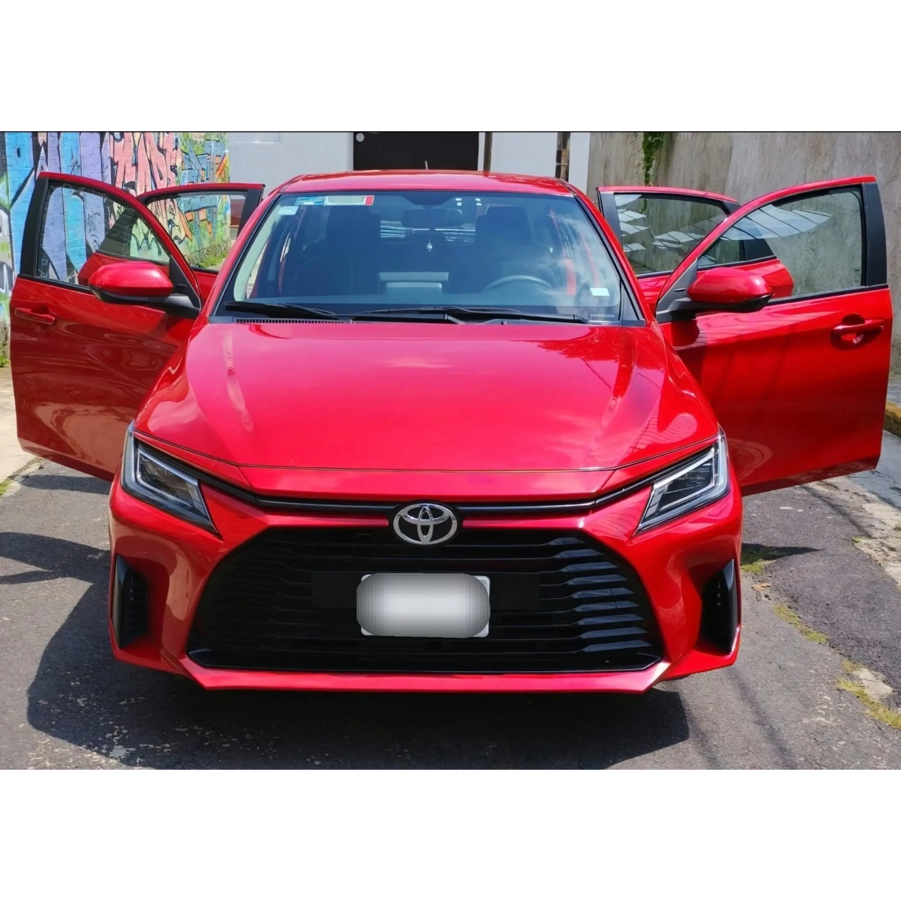 TOYOTA YARIS 1.5 MT 2023 1