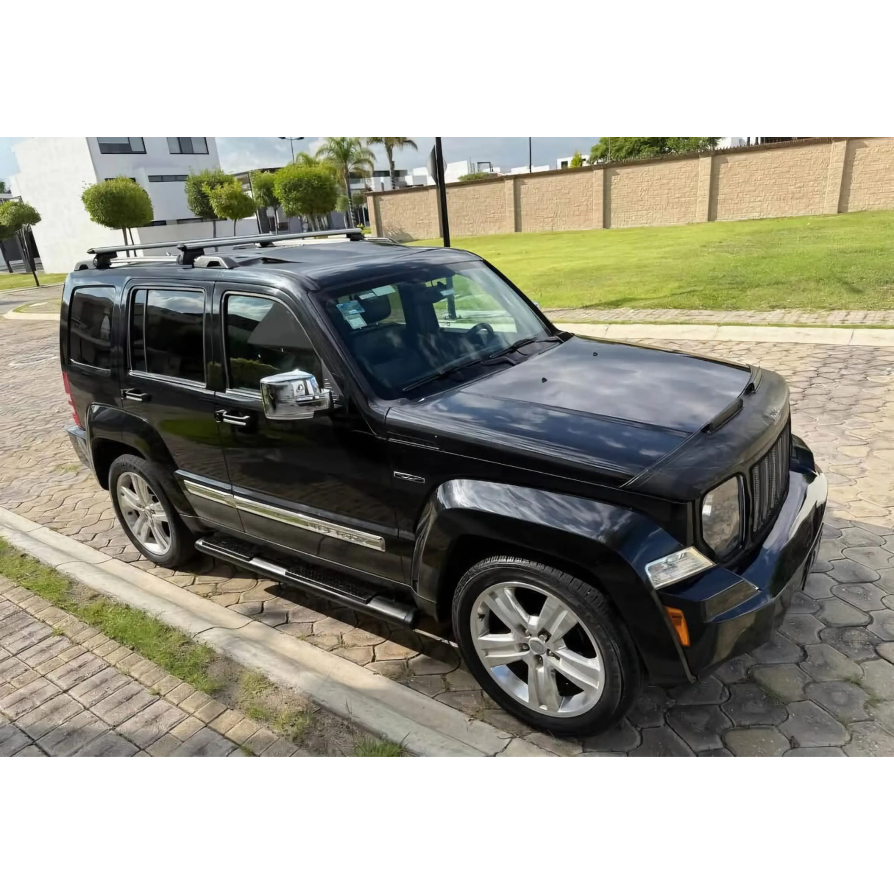 JEEP LIBERTY 3.7 SPORT AT 2012 4