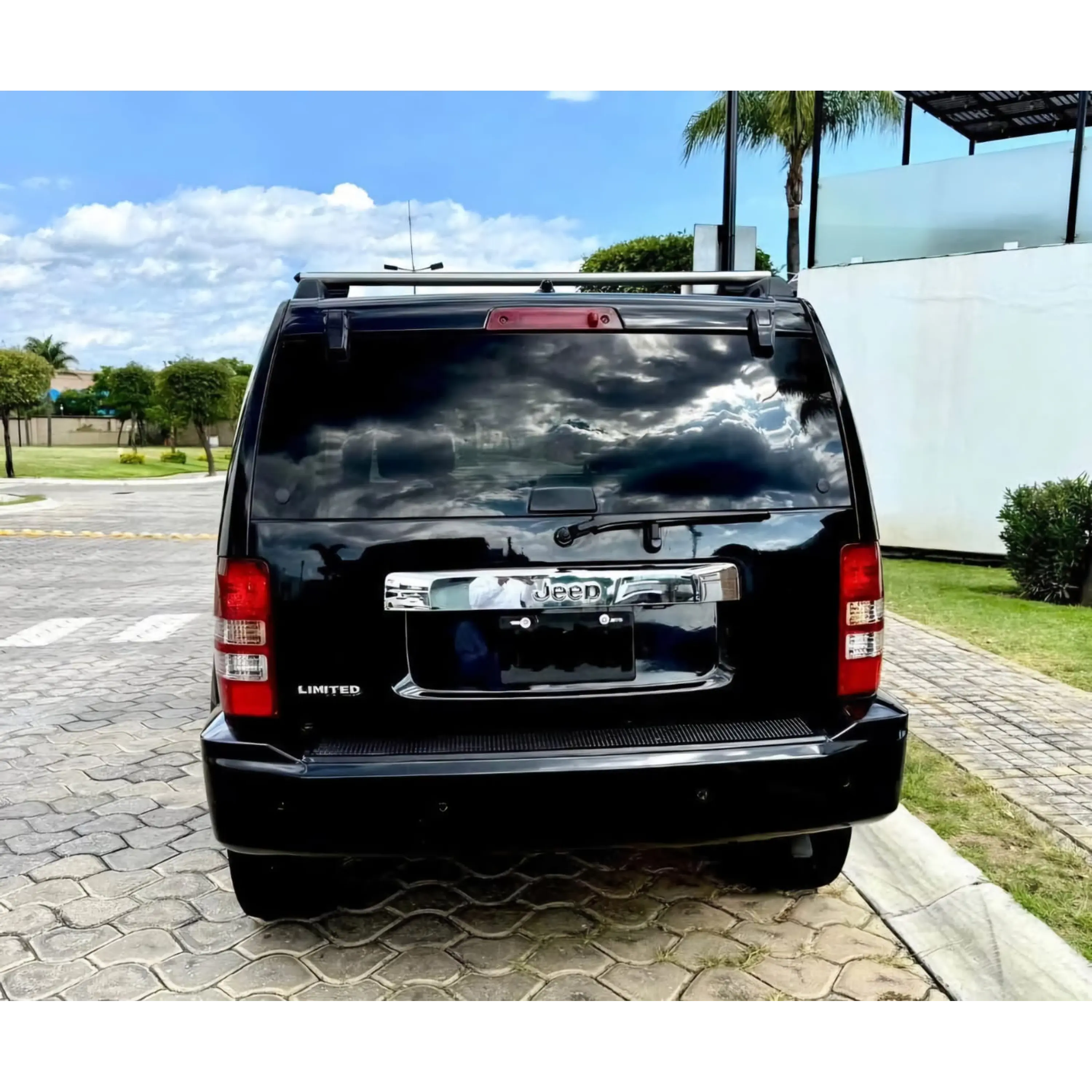 JEEP LIBERTY 3.7 SPORT AT 2012 3