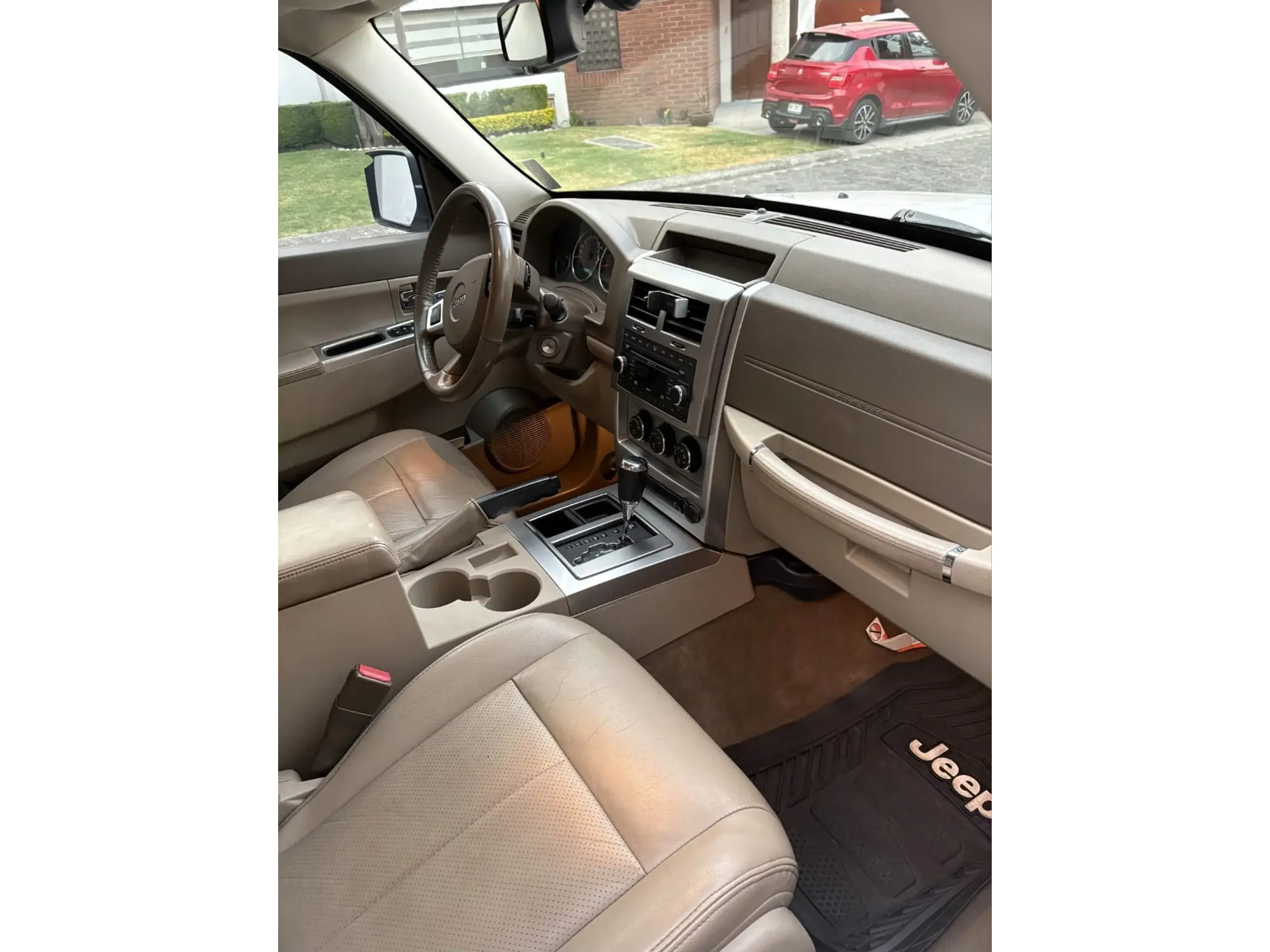 JEEP LIBERTY 3.7 LIMITED BASE 4X2 MT 2009 7