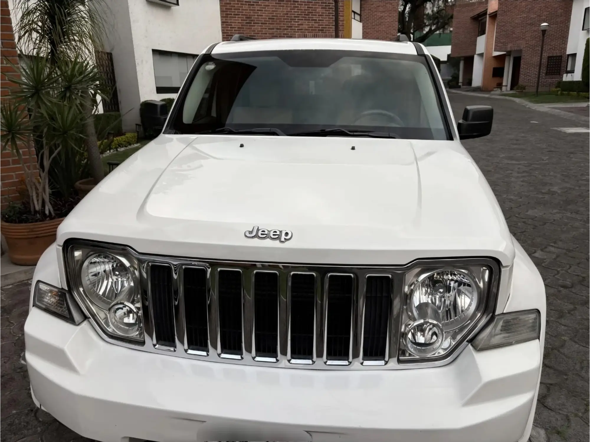 JEEP LIBERTY 3.7 LIMITED BASE 4X2 MT 2009 1
