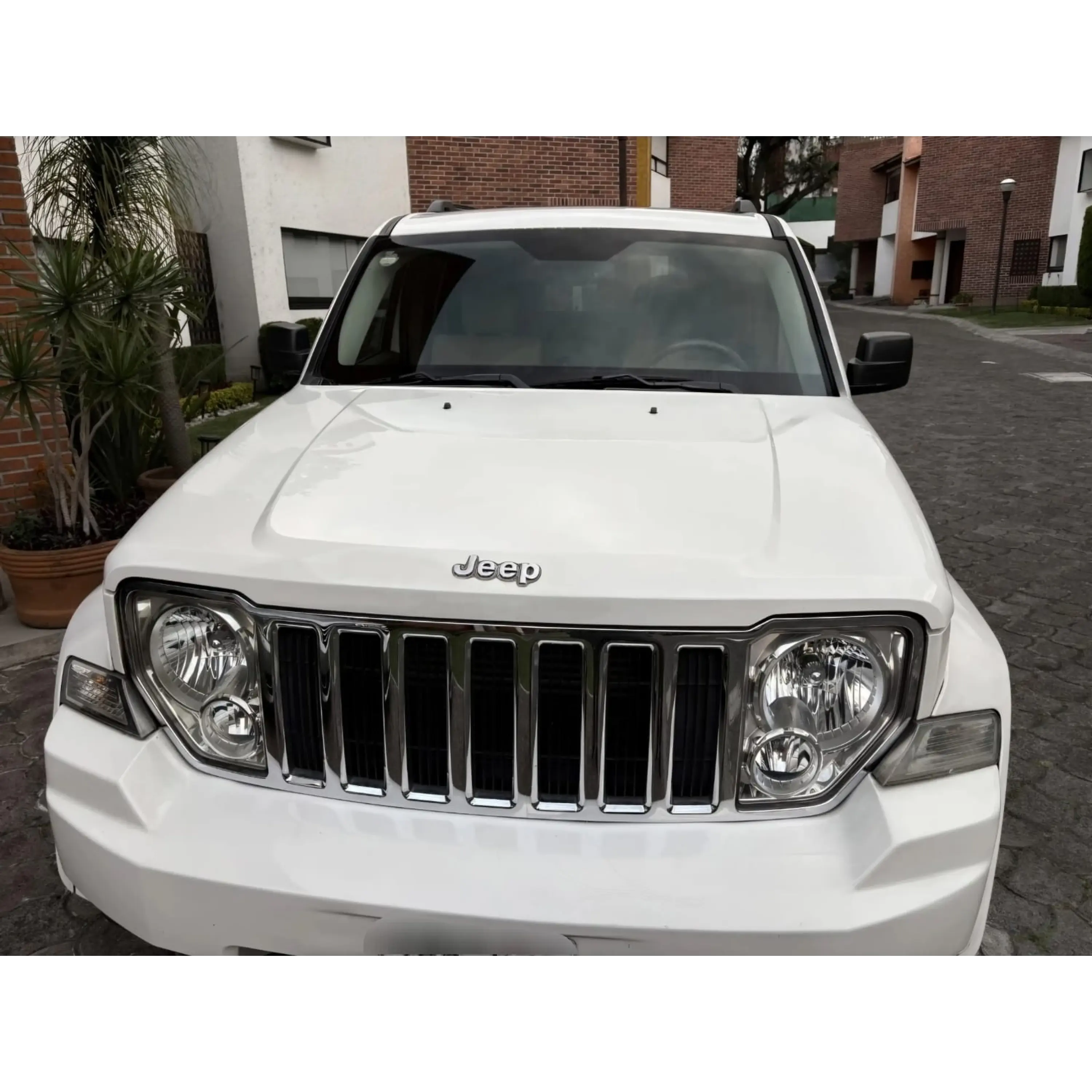 JEEP LIBERTY 3.7 LIMITED BASE 4X2 MT 2009 1