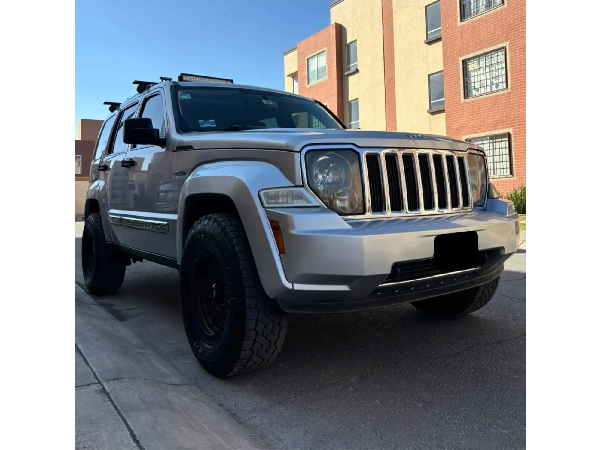 JEEP LIBERTY 3.7 LIMITED 4X4 MT 2013 1