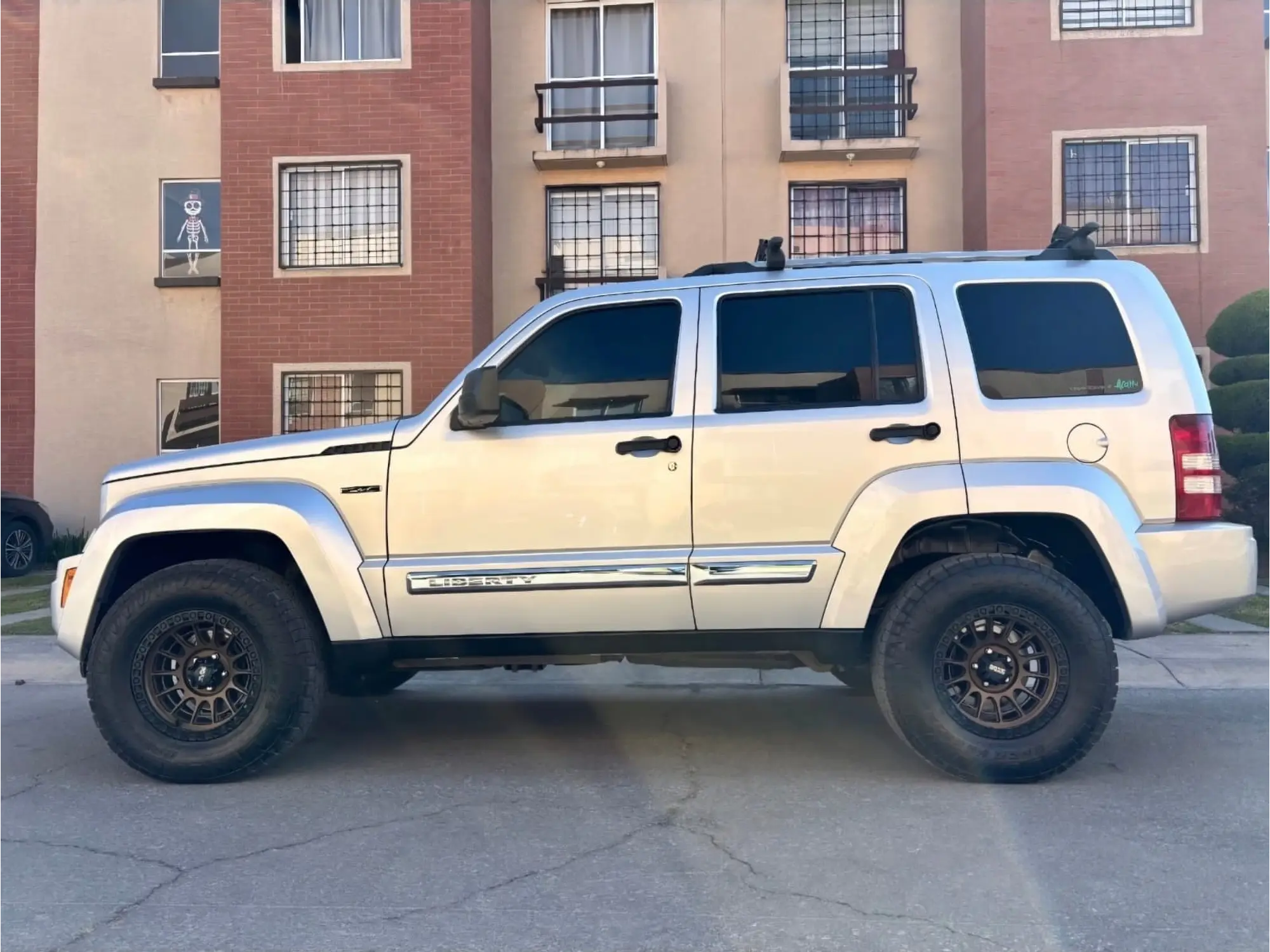 JEEP LIBERTY 3.7 LIMITED 4X4 MT 2013 5