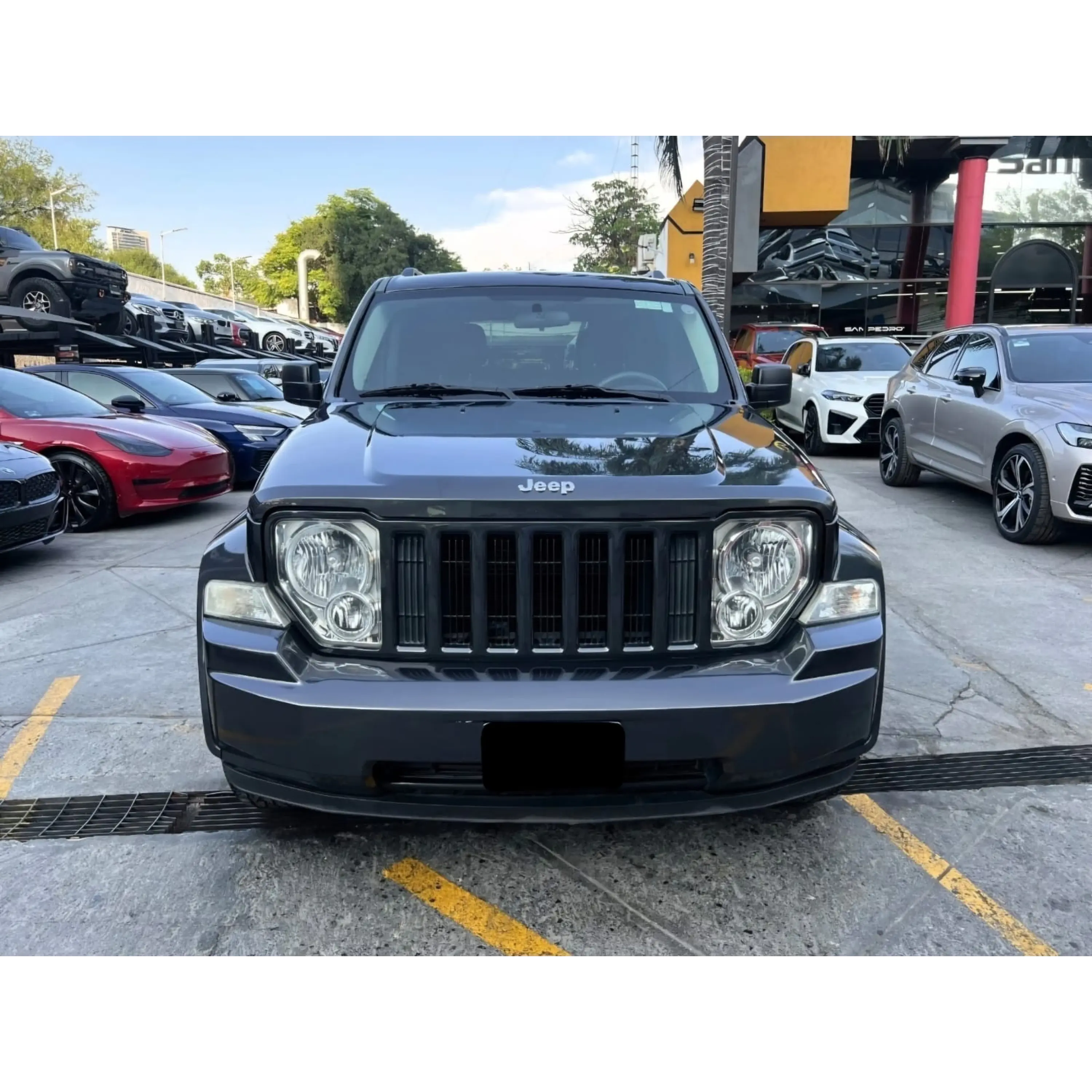 JEEP LIBERTY 3.7 SPORT 4X2 AT 2011 2