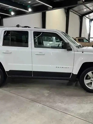 JEEP PATRIOT 2.4 LIMITED AT 2011
