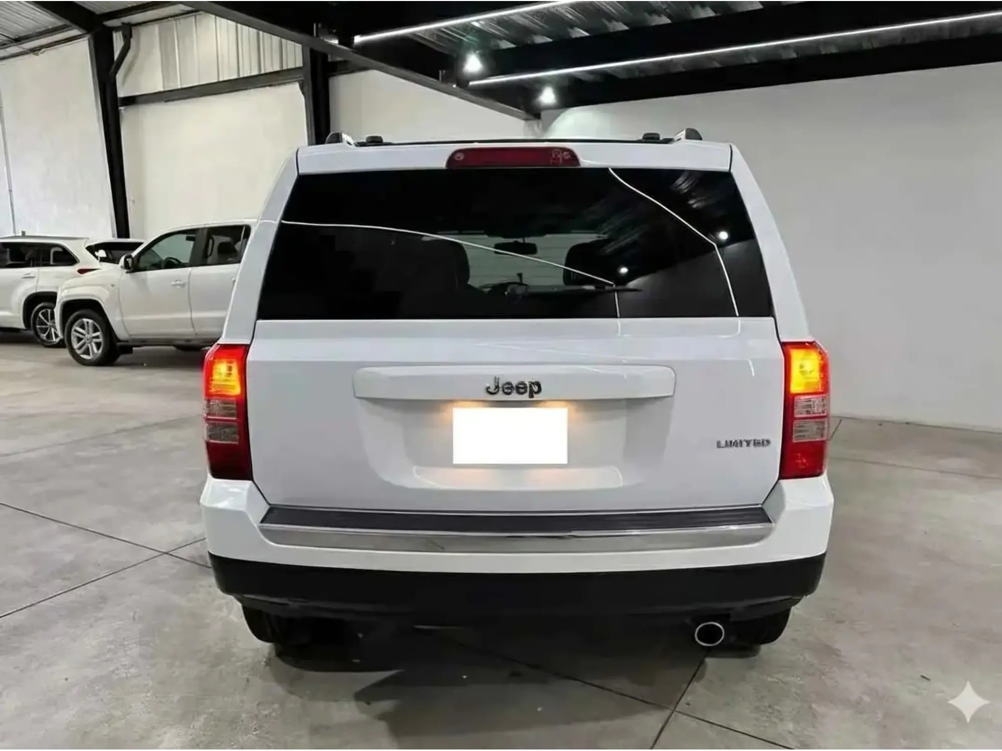 JEEP PATRIOT 2.4 LIMITED AT 2011 3