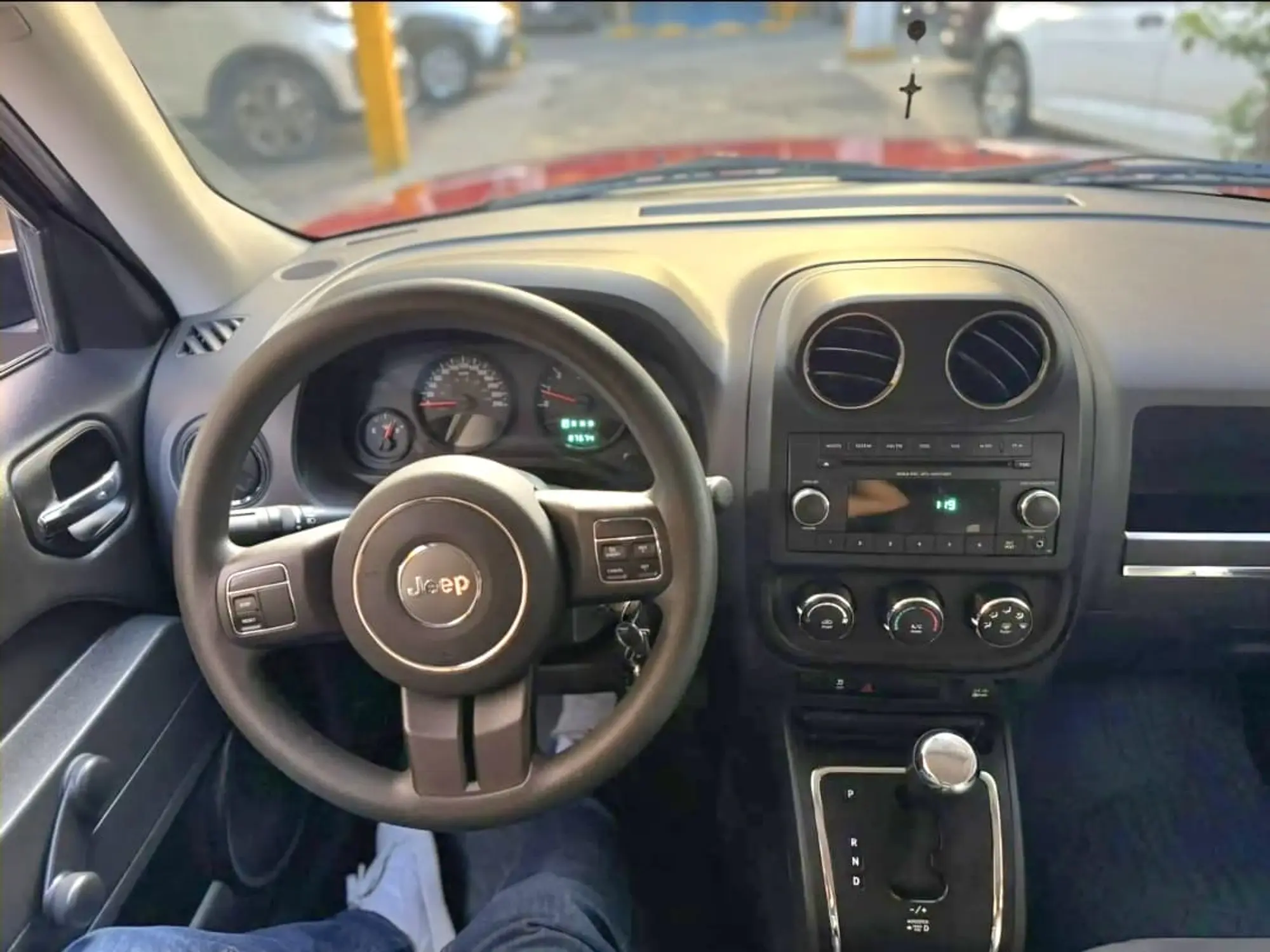 JEEP PATRIOT 2.0 SPORT 4X2 AT 2013 8