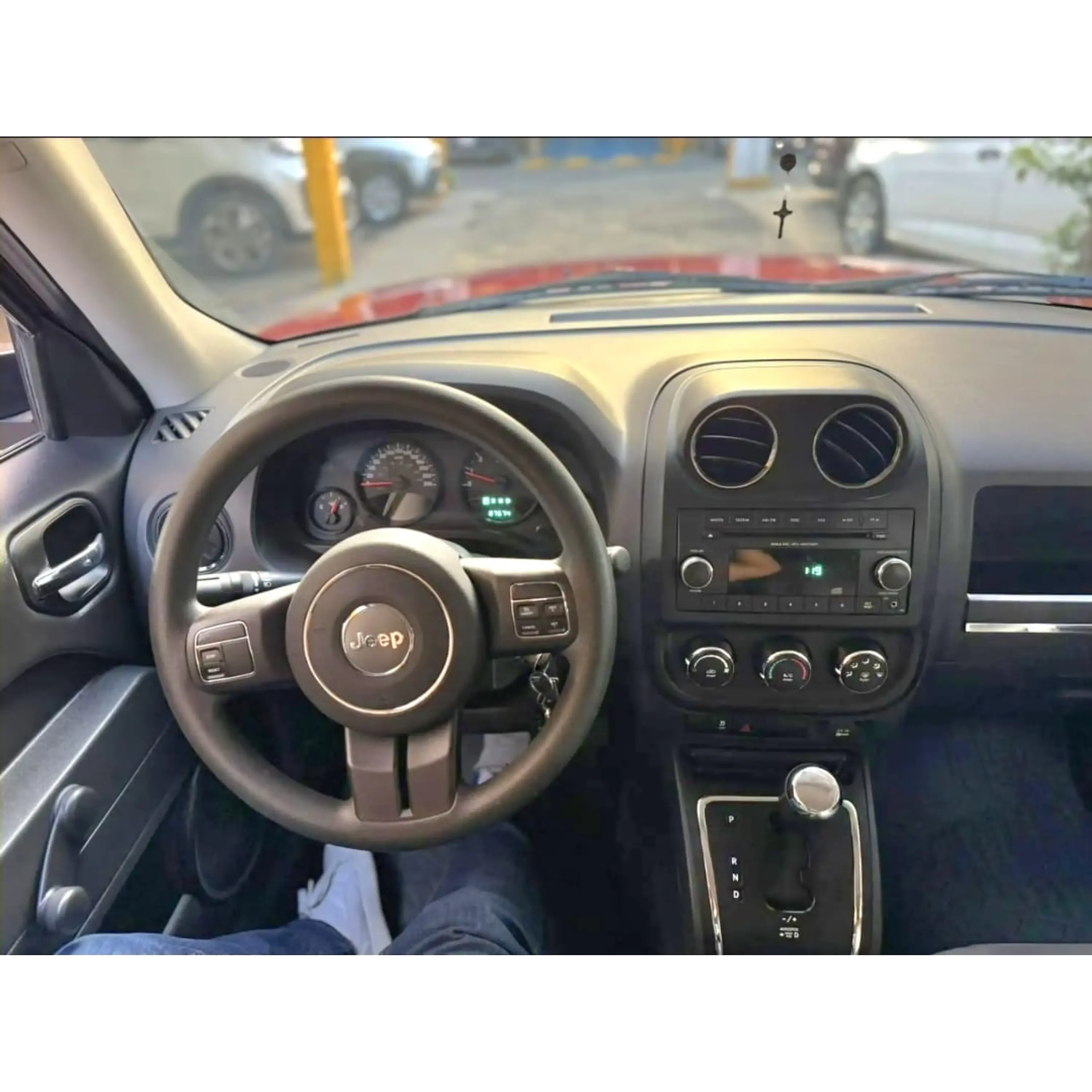JEEP PATRIOT 2.0 SPORT 4X2 AT 2013 8