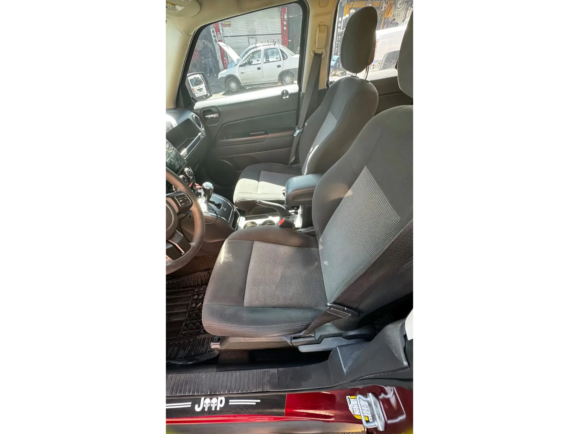 JEEP PATRIOT 2.4 SPORT 4X2 AT 2015 6
