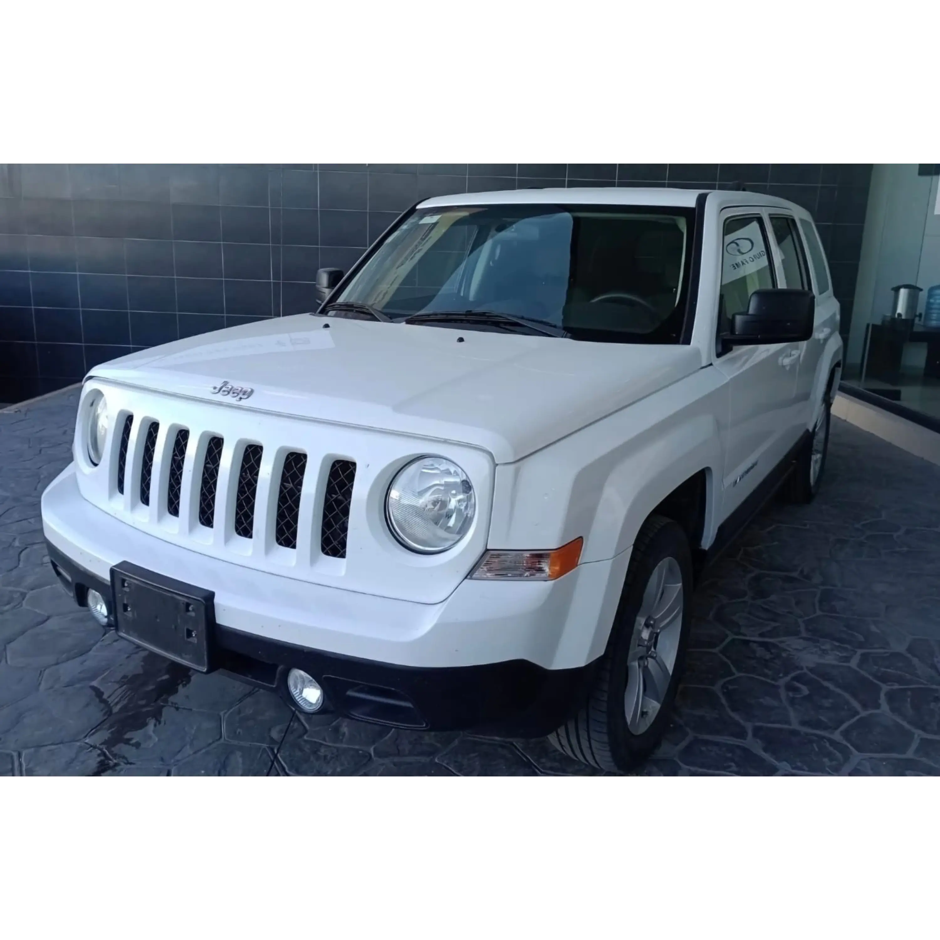 JEEP PATRIOT 2.4 LATITUDE 4X2 AT 2016 2