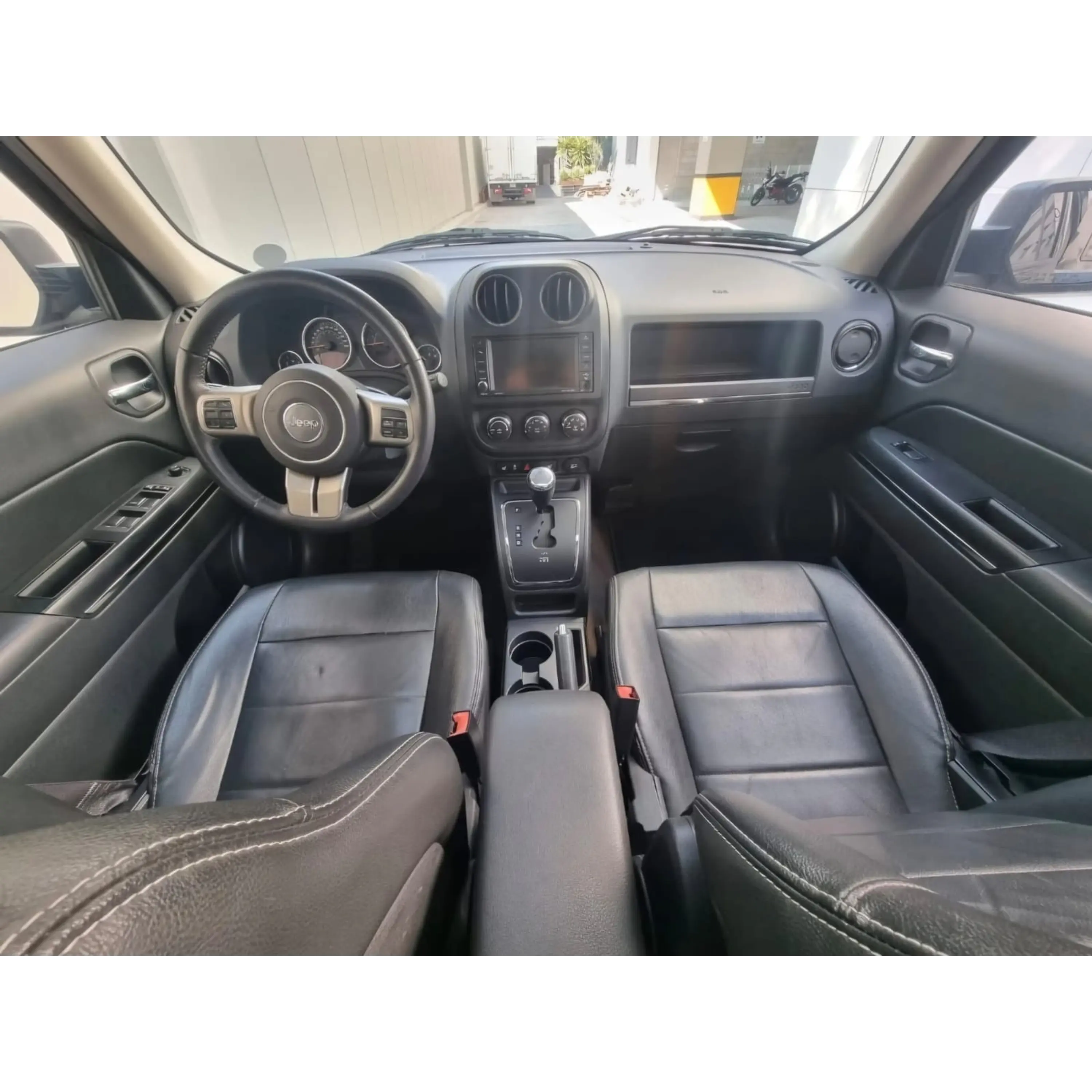 JEEP PATRIOT 2.4 LIMITED 4X2 AT 2017 7