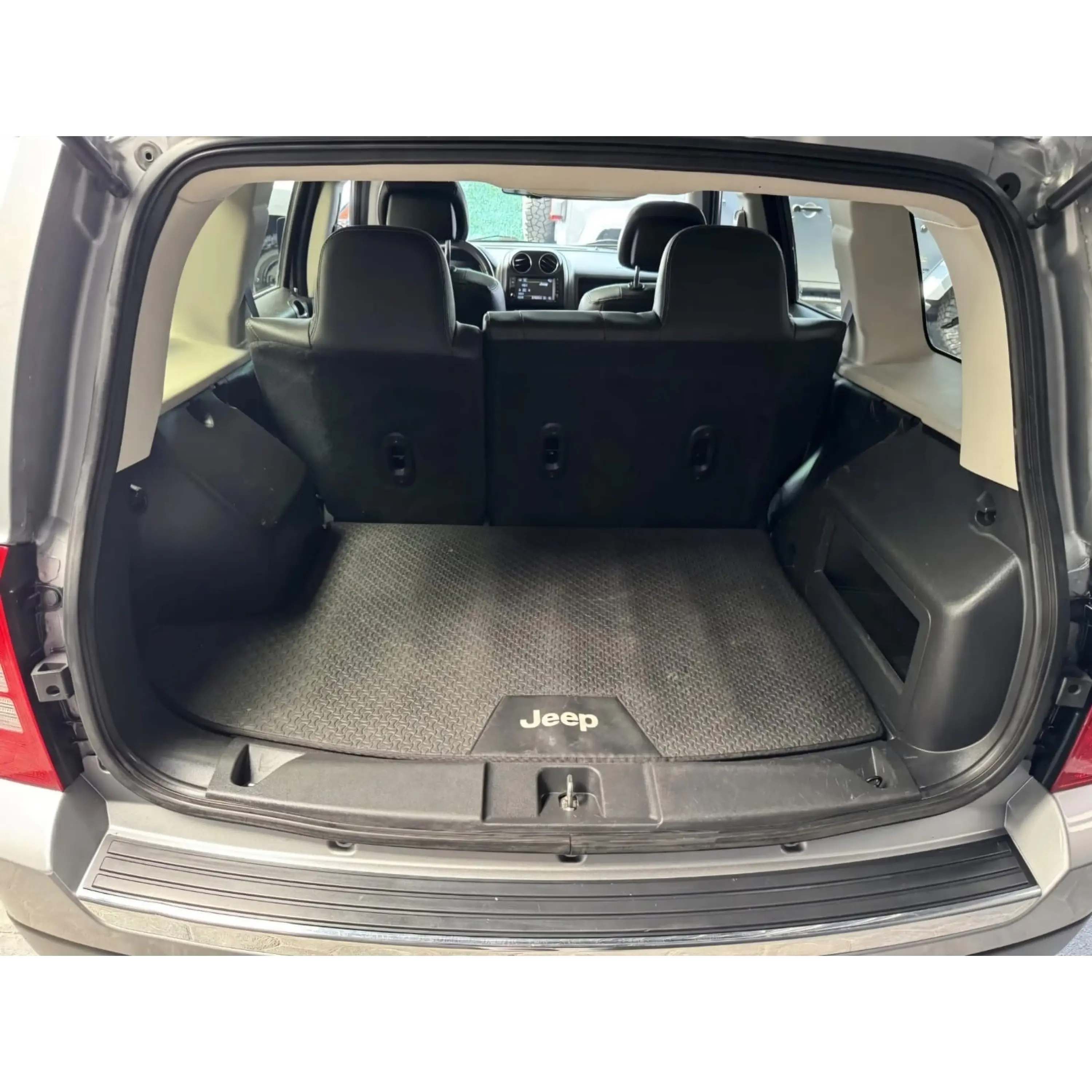 JEEP PATRIOT 2.5 LIMITED 4X2 AT 2017 6