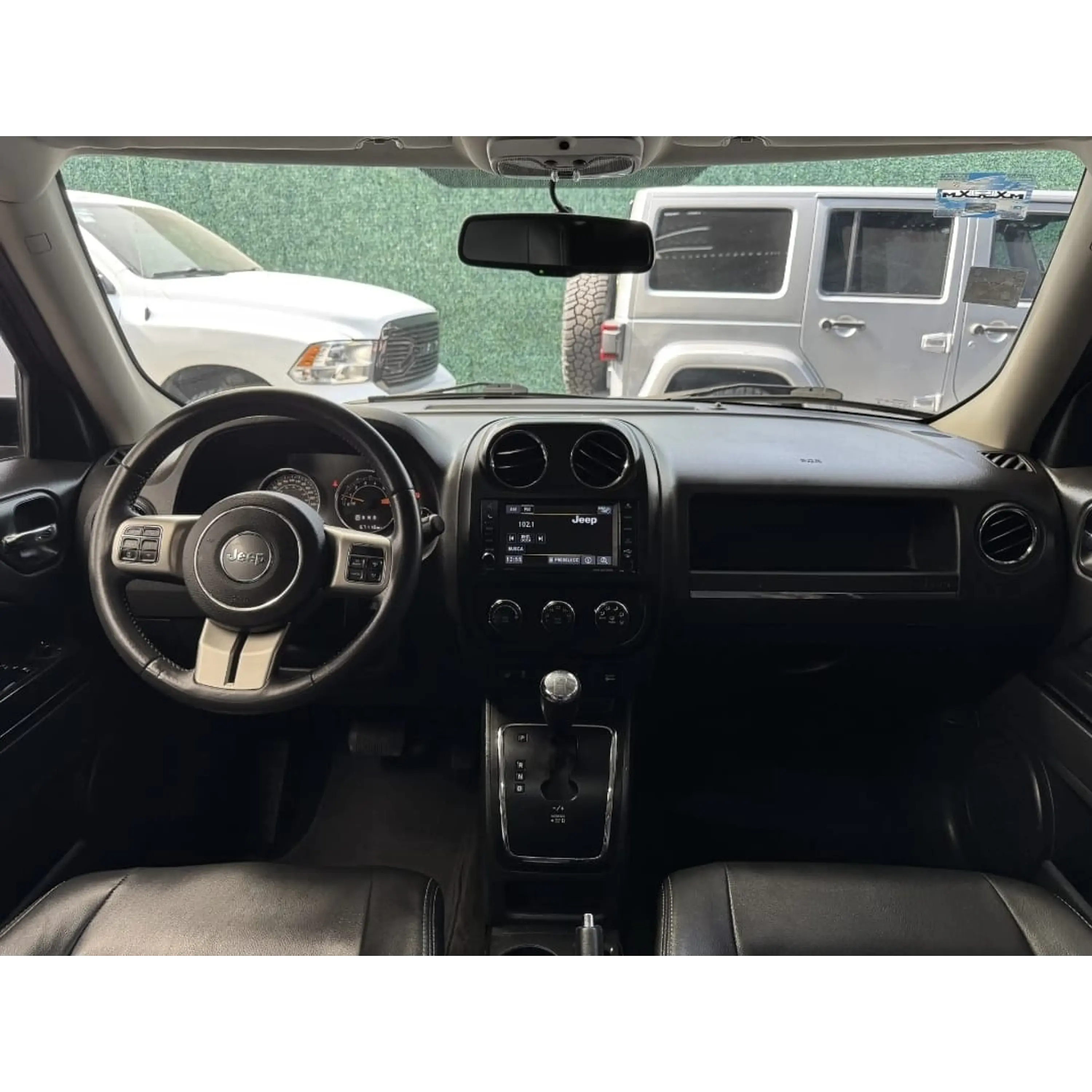 JEEP PATRIOT 2.5 LIMITED 4X2 AT 2017 8