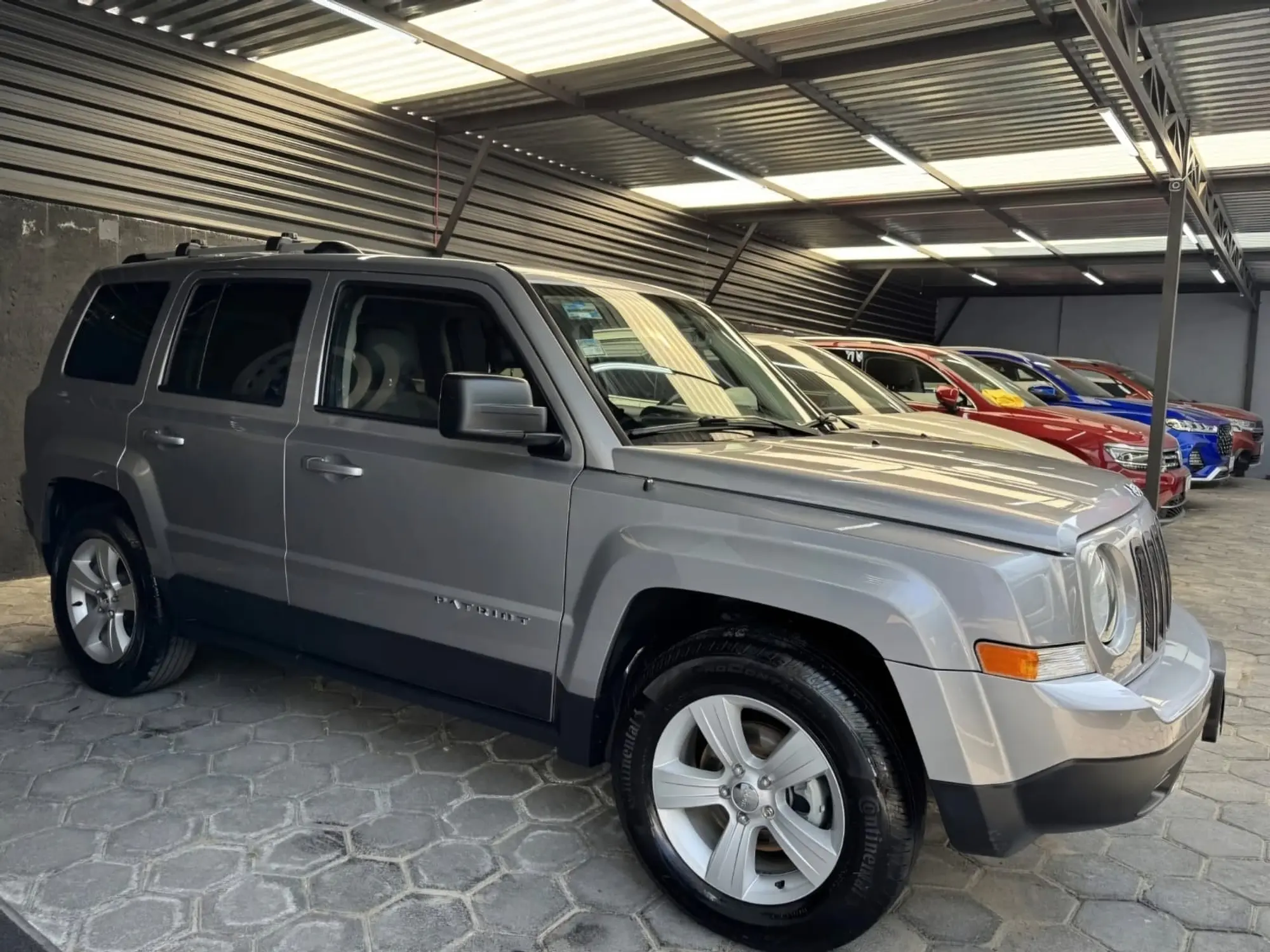 JEEP PATRIOT 2.5 LIMITED 4X2 AT 2017 4
