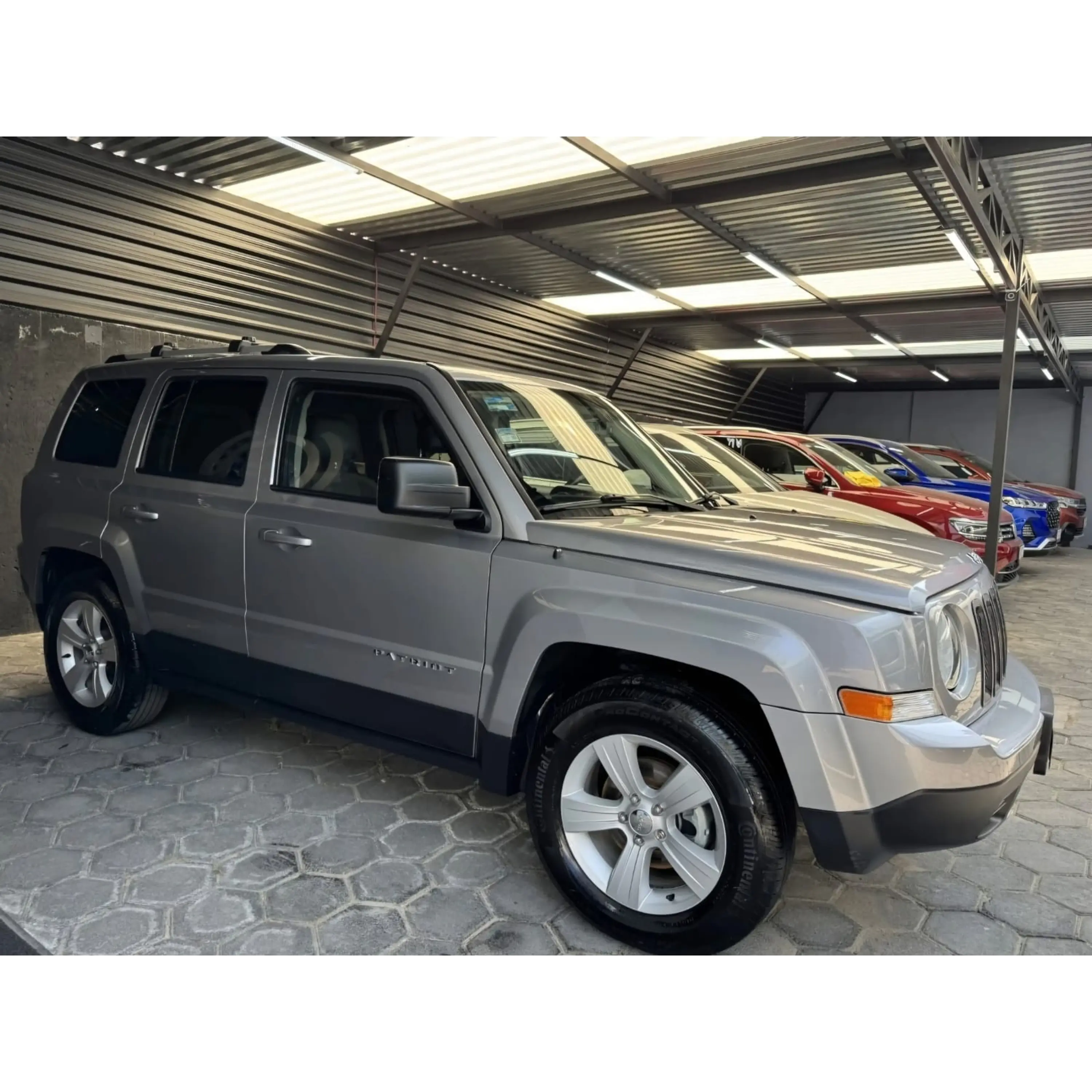 JEEP PATRIOT 2.5 LIMITED 4X2 AT 2017 4
