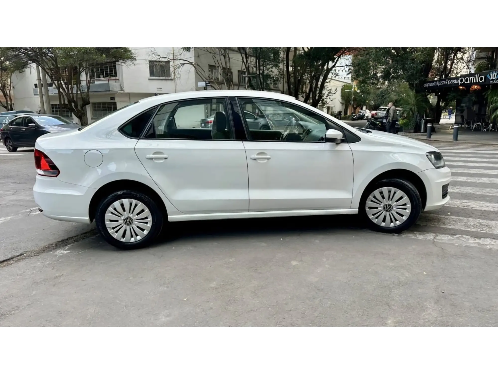 VOLKSWAGEN VENTO 1.6 STARLINE MT 2018 4