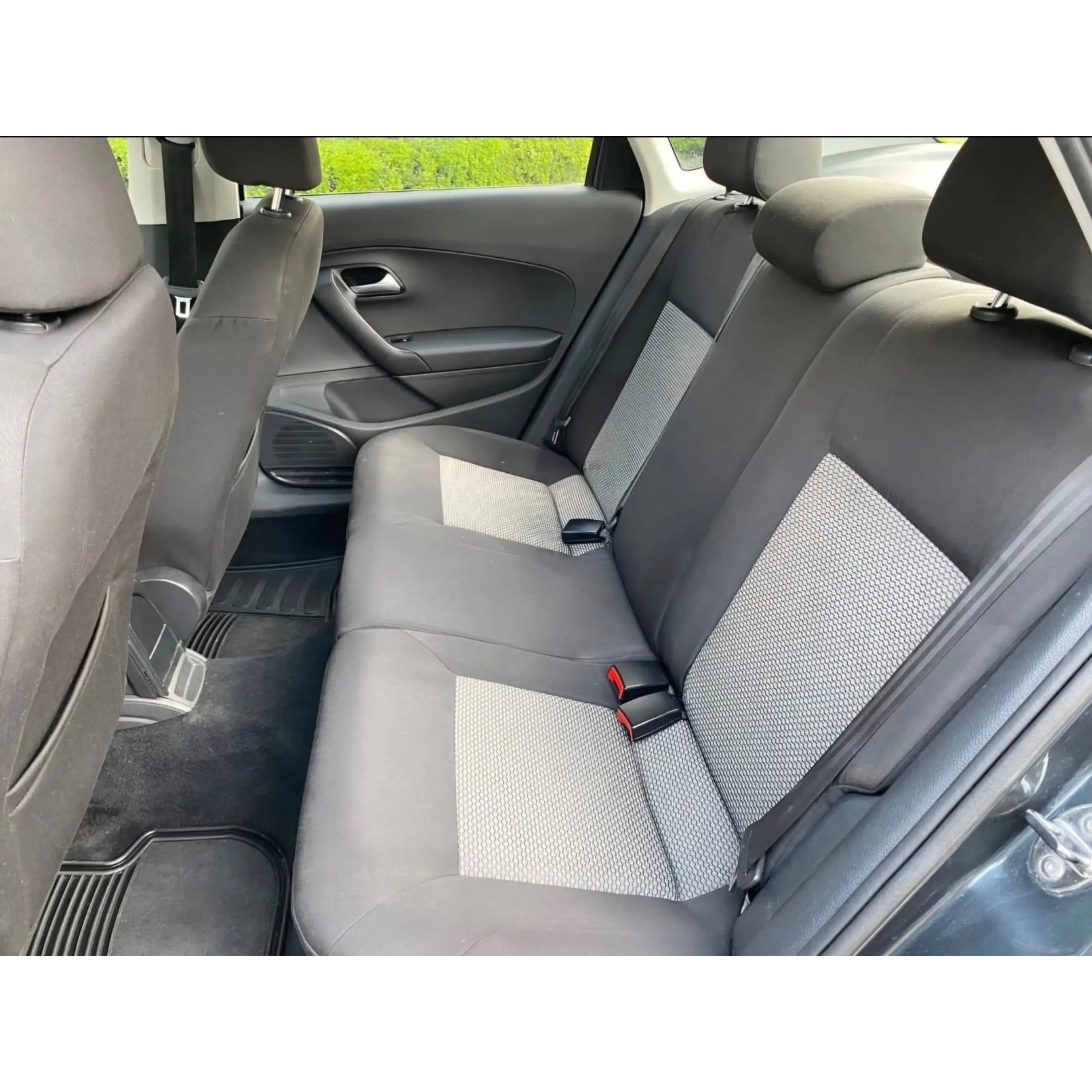 Volkswagen Vento 1.6 Comfortline MT 2018 10