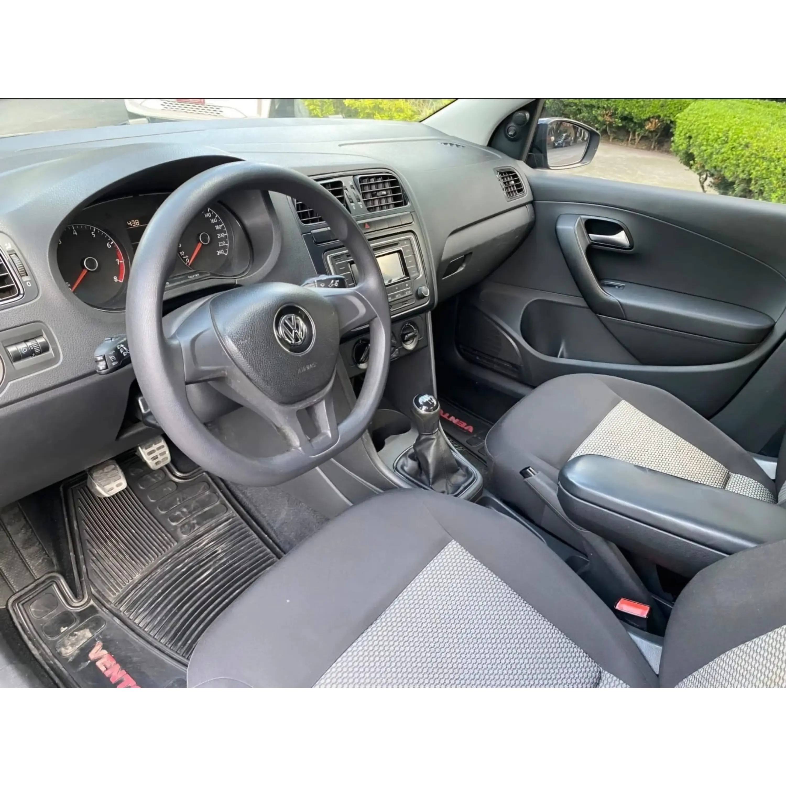 Volkswagen Vento 1.6 Comfortline MT 2018 8