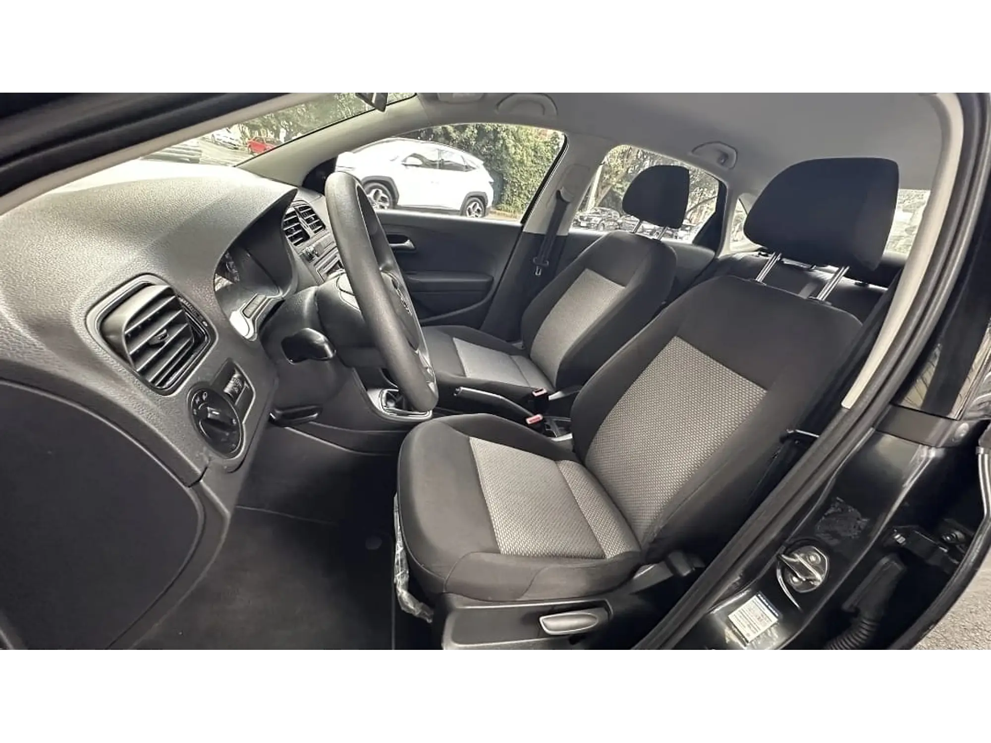 VOLKSWAGEN VENTO 1.6 STARLINE MT 2020 6