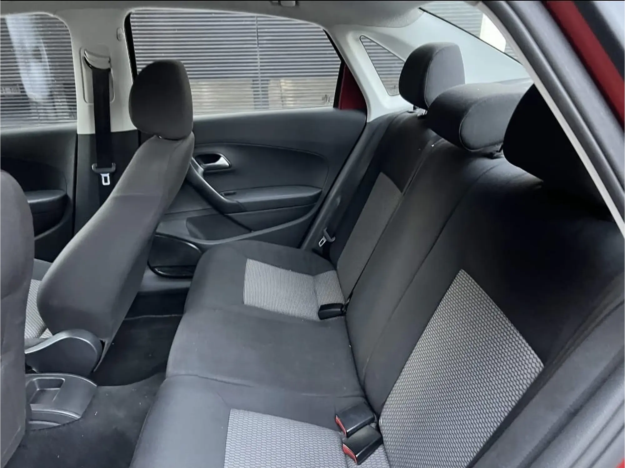 VOLKSWAGEN VENTO 1.6 STARLINE AT 2020 10