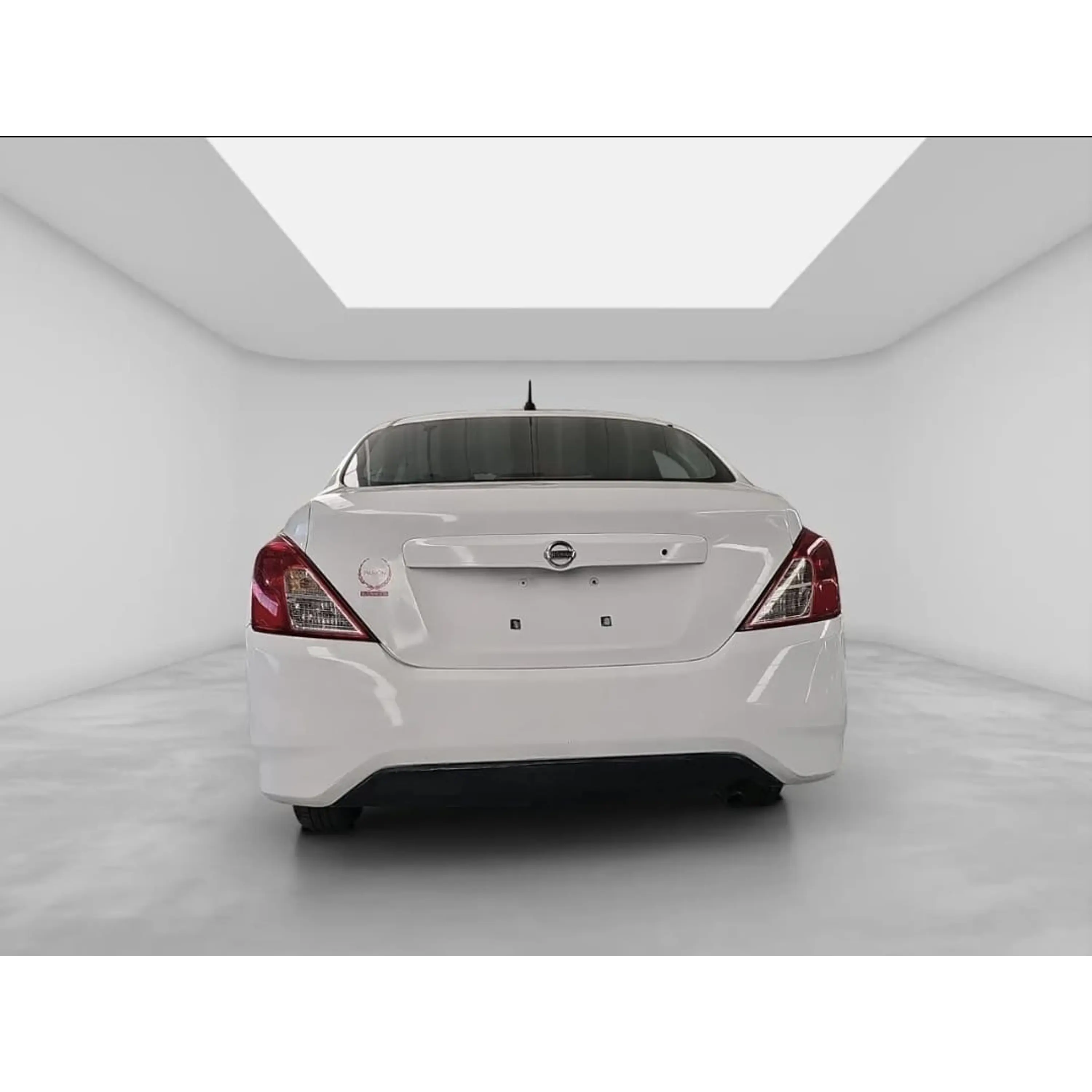 NISSAN VERSA 1.6 V-DRIVE MT 2020 7