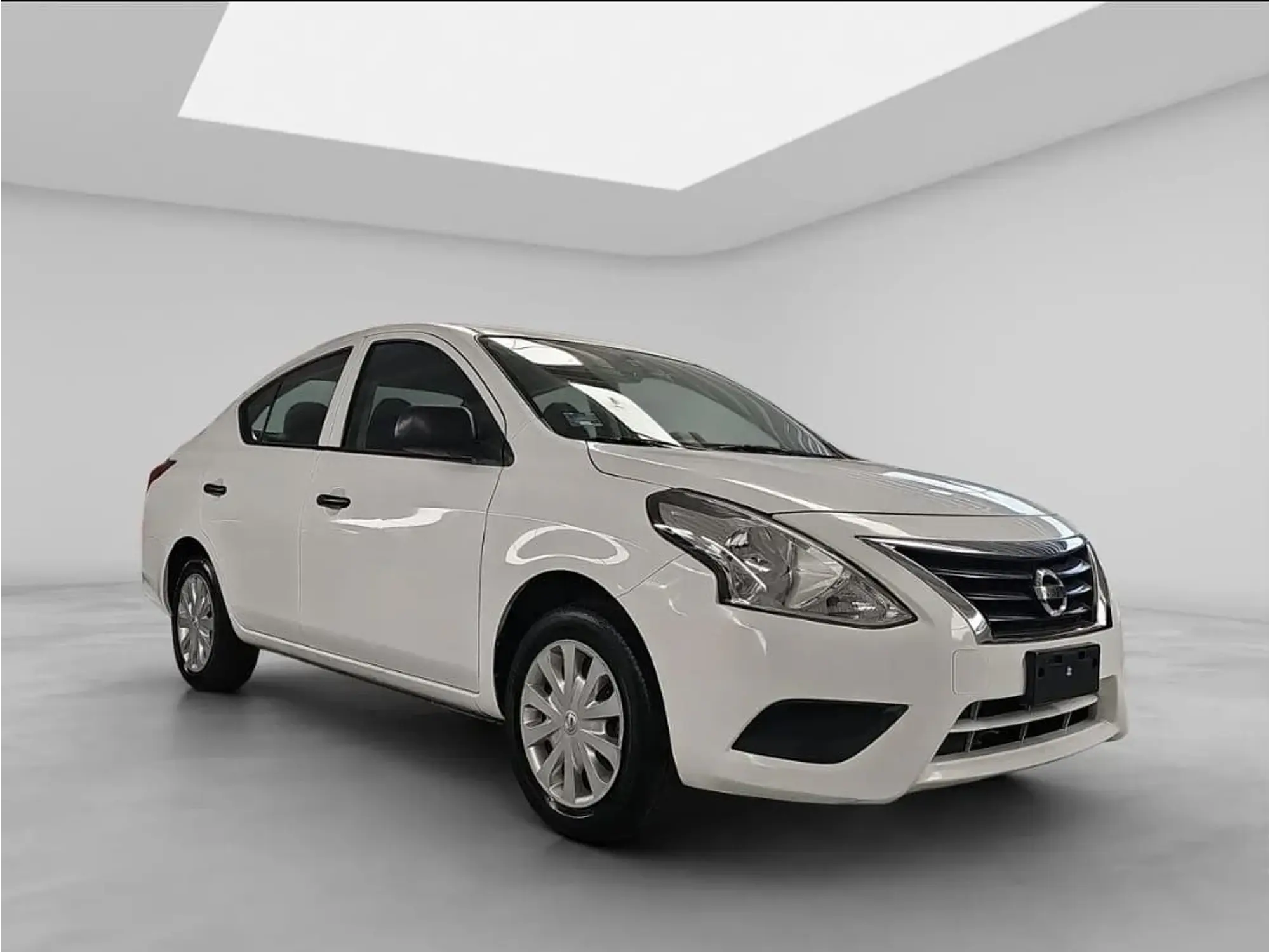 NISSAN VERSA 1.6 V-DRIVE MT 2020 10