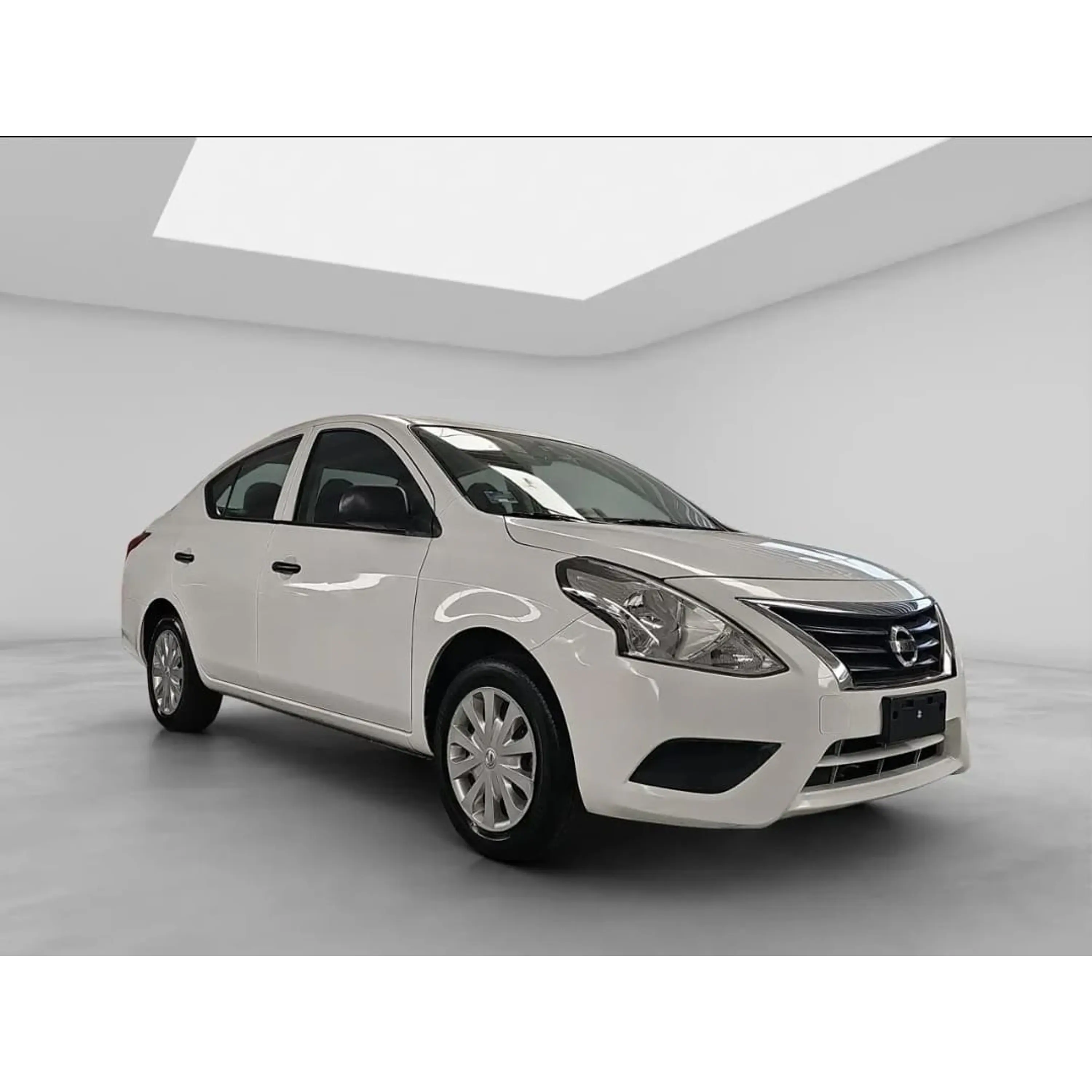 NISSAN VERSA 1.6 V-DRIVE MT 2020 10