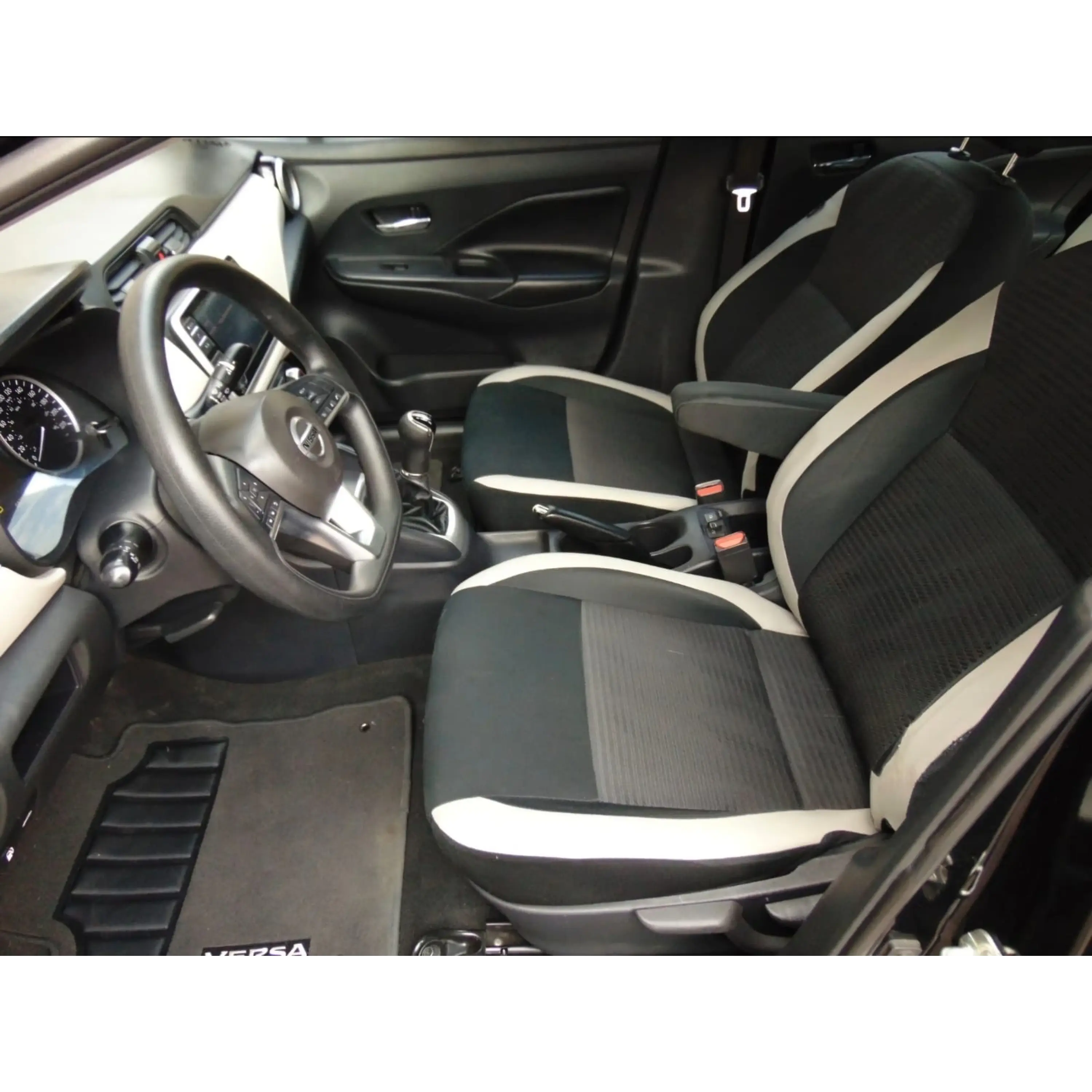 NISSAN VERSA 1.6 ADVANCE MT 2020 10