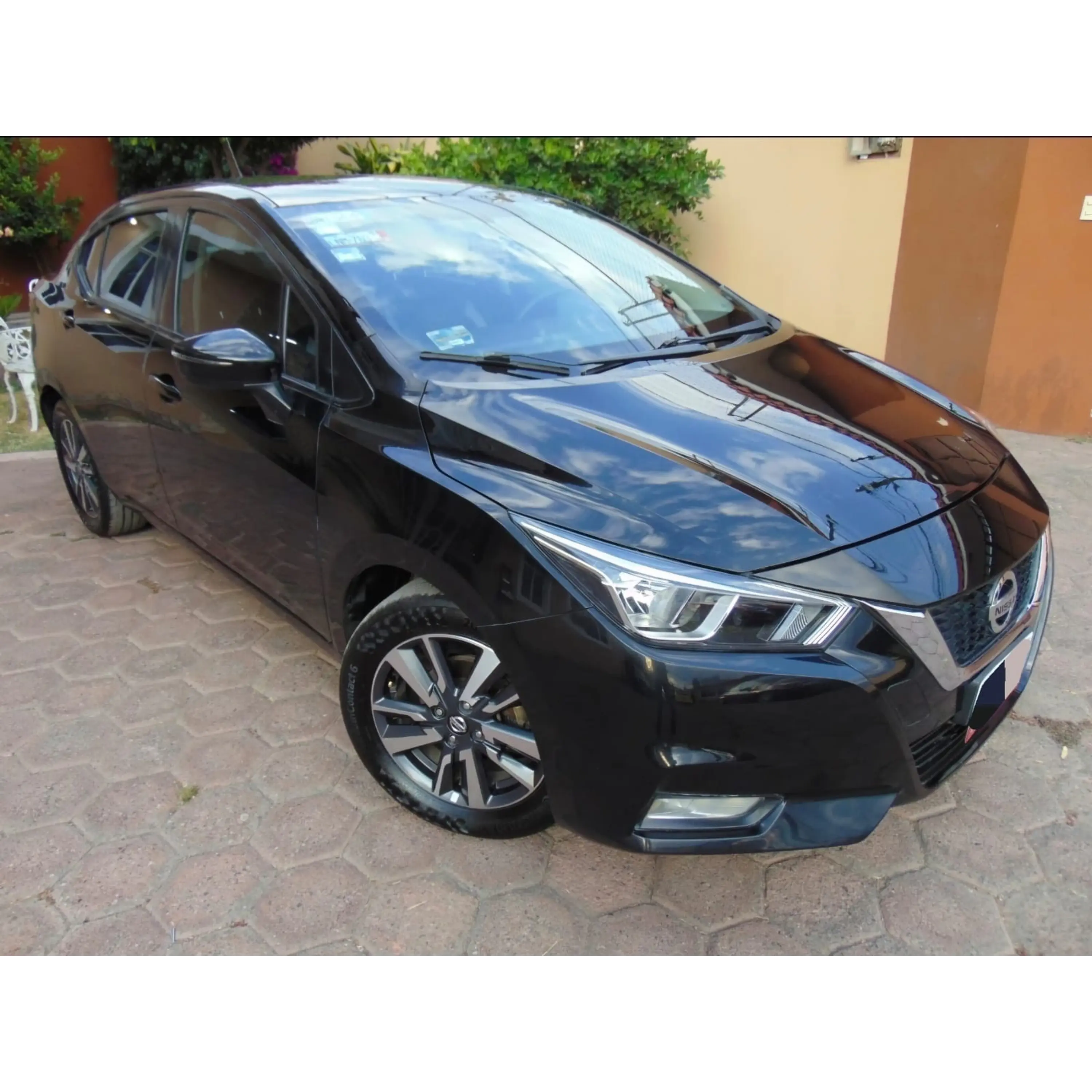 NISSAN VERSA 1.6 ADVANCE MT 2020 1